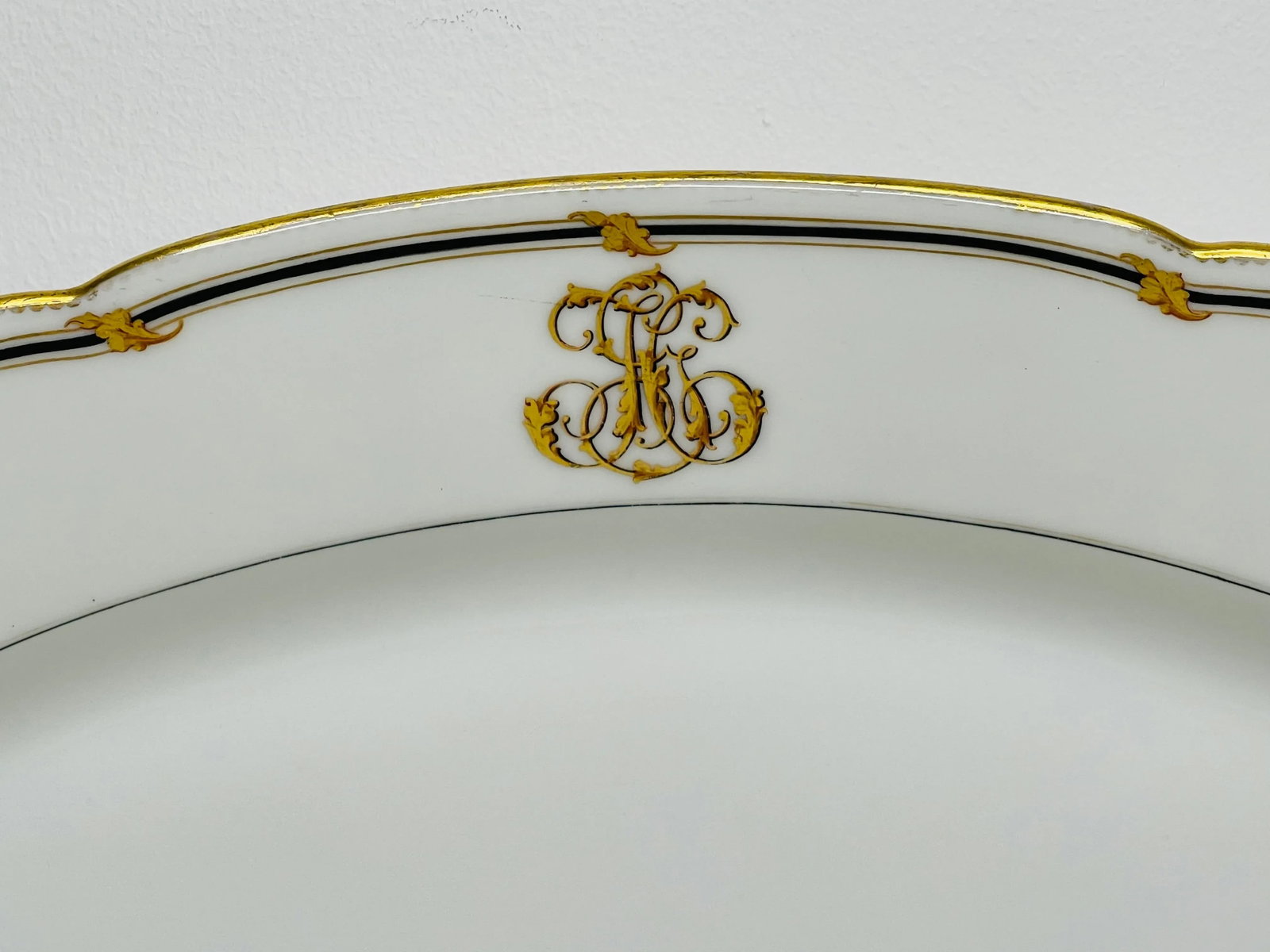 Victorian 1880s Rihouet Lerosey Monogrammed French Meat Serving Platter - 3
