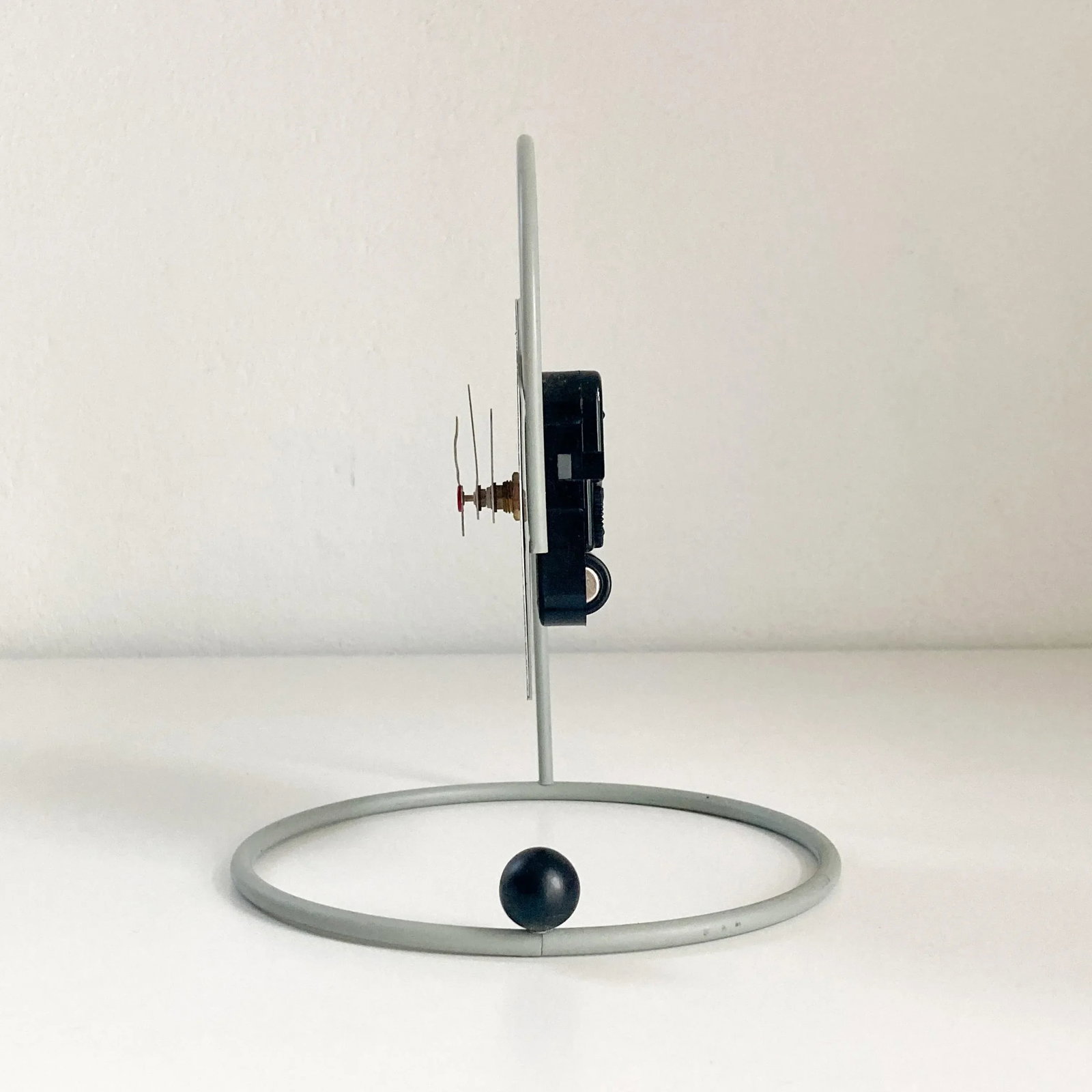 Canetti 'Moderntime' Tabletop Clock, 1980's Postmodern Clock by Nicolai Canetti - 3