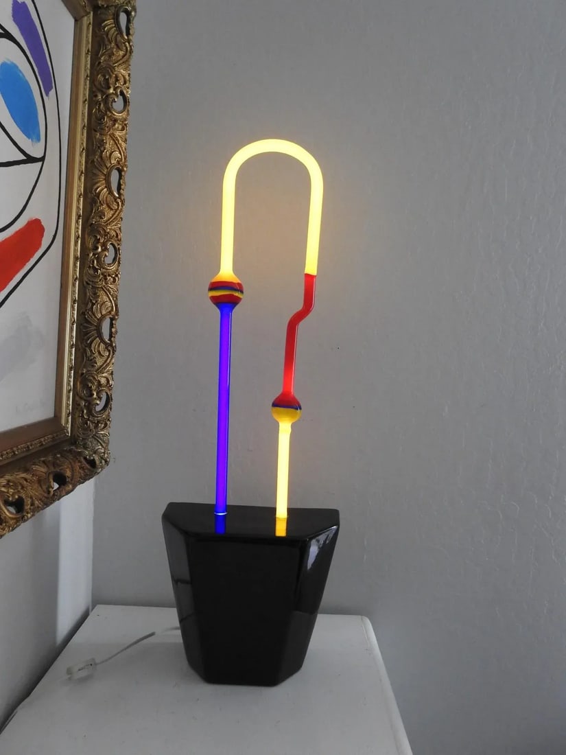 1990s Postmodern Artisan Stained Art Glass Table Lamp - 5