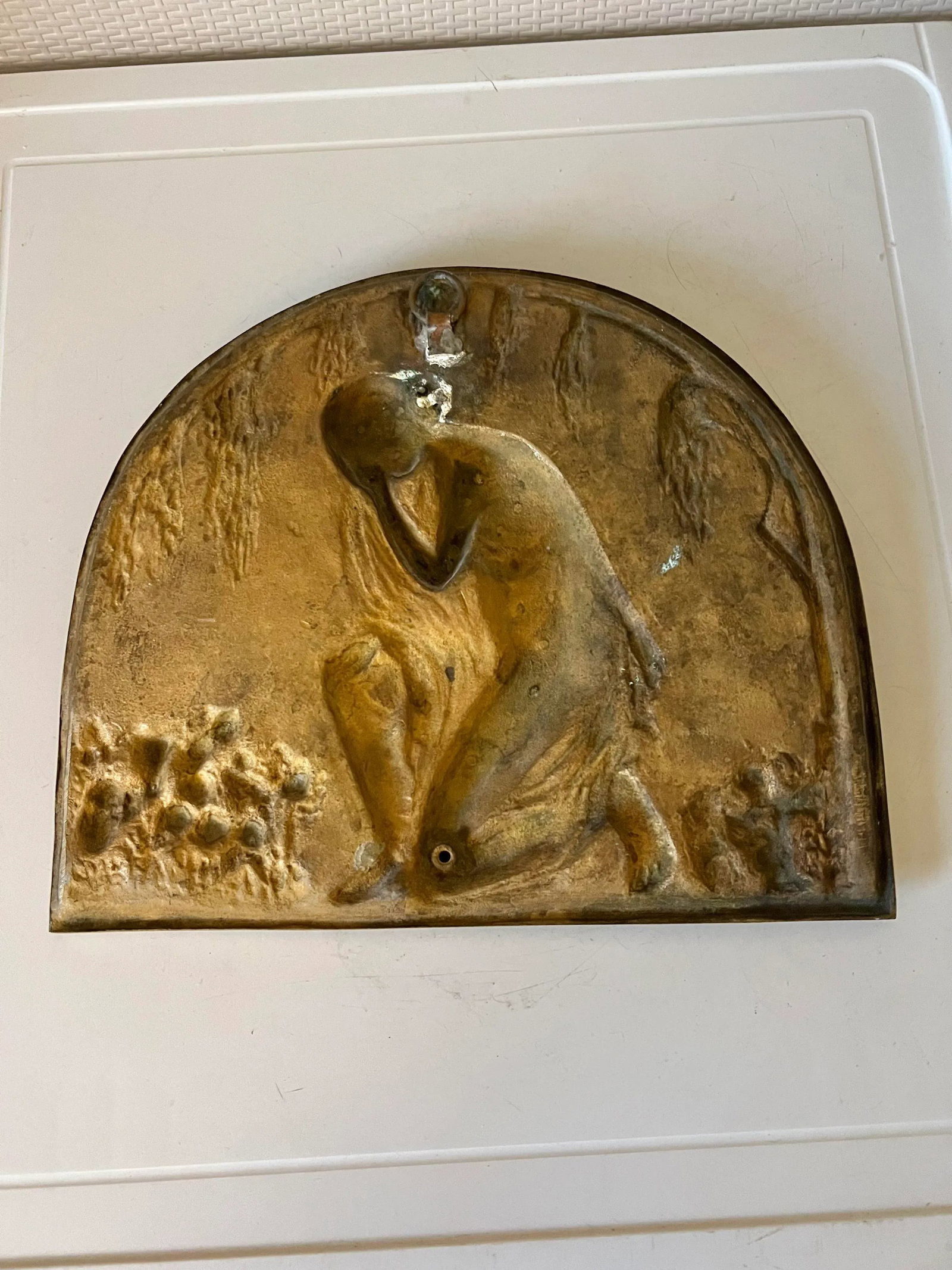 Vintage Bas Relief Arched Wall Hanging - 7
