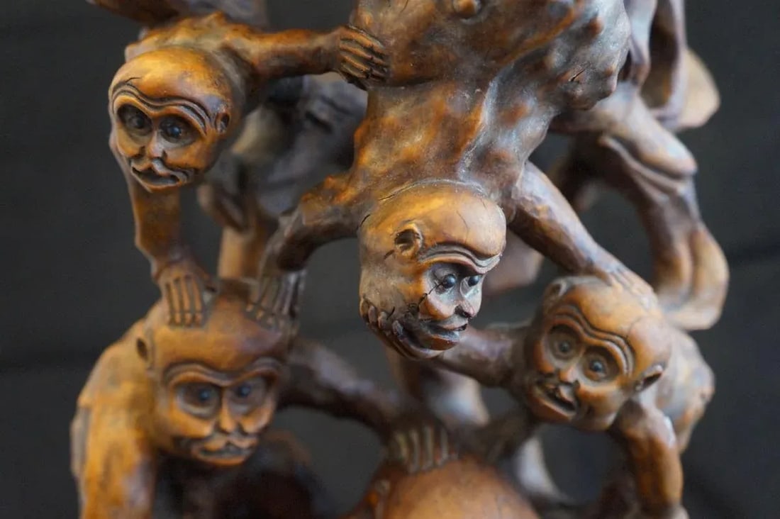 Mid 20th Century Vintage Root Carving of Monkeys and Peaches - 10