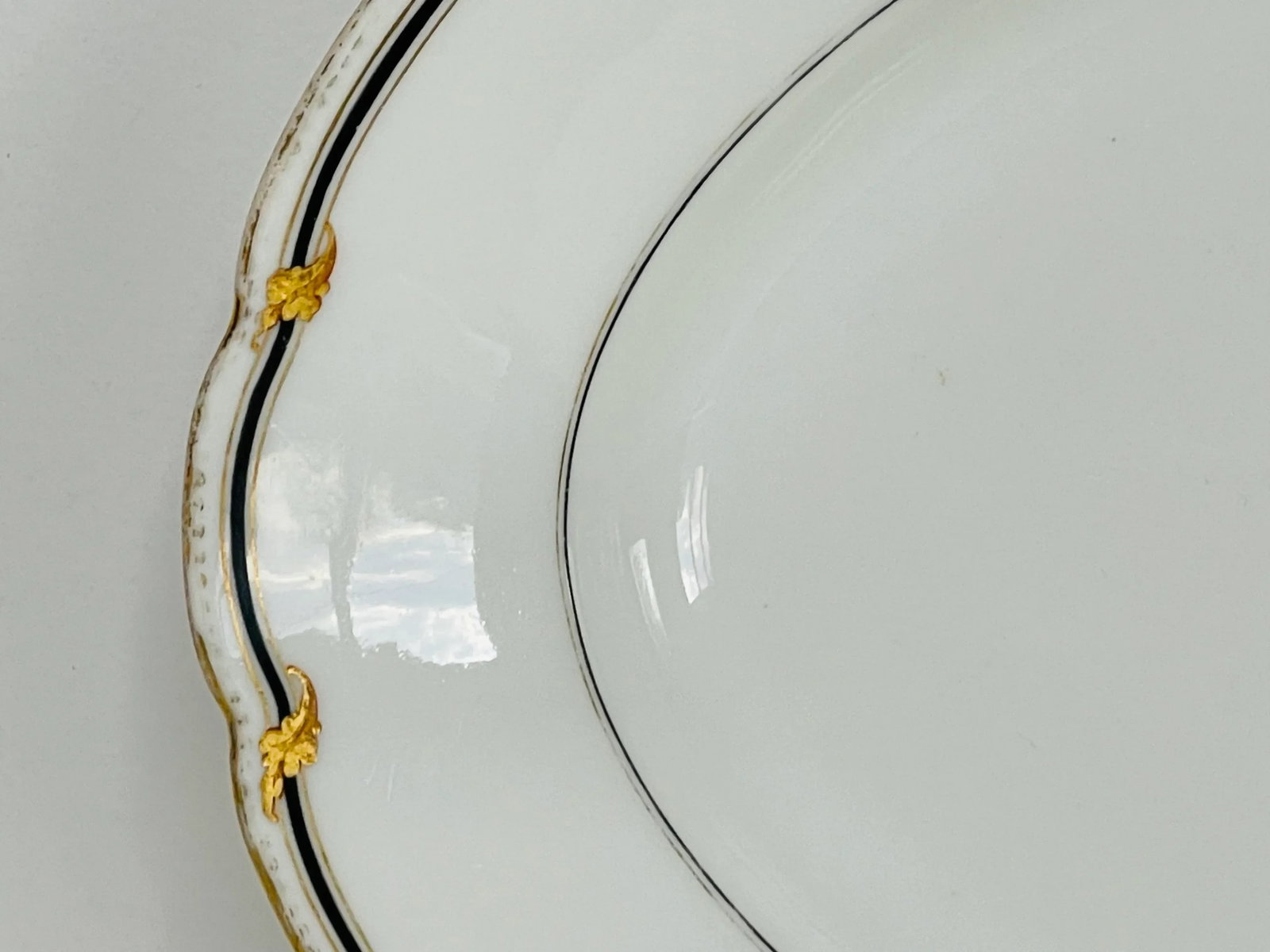Victorian 1880s Rihouet Lerosey Monogrammed French Serving Platter. - 4