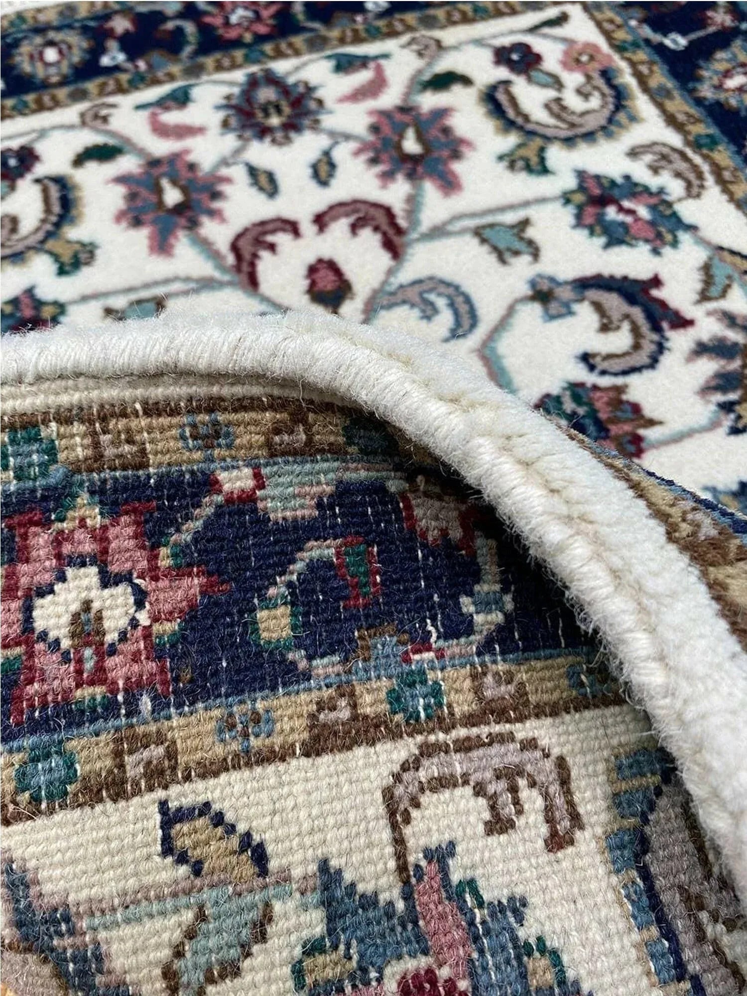 Handwoven Tabriz Style Area Rug 2x3 - 3
