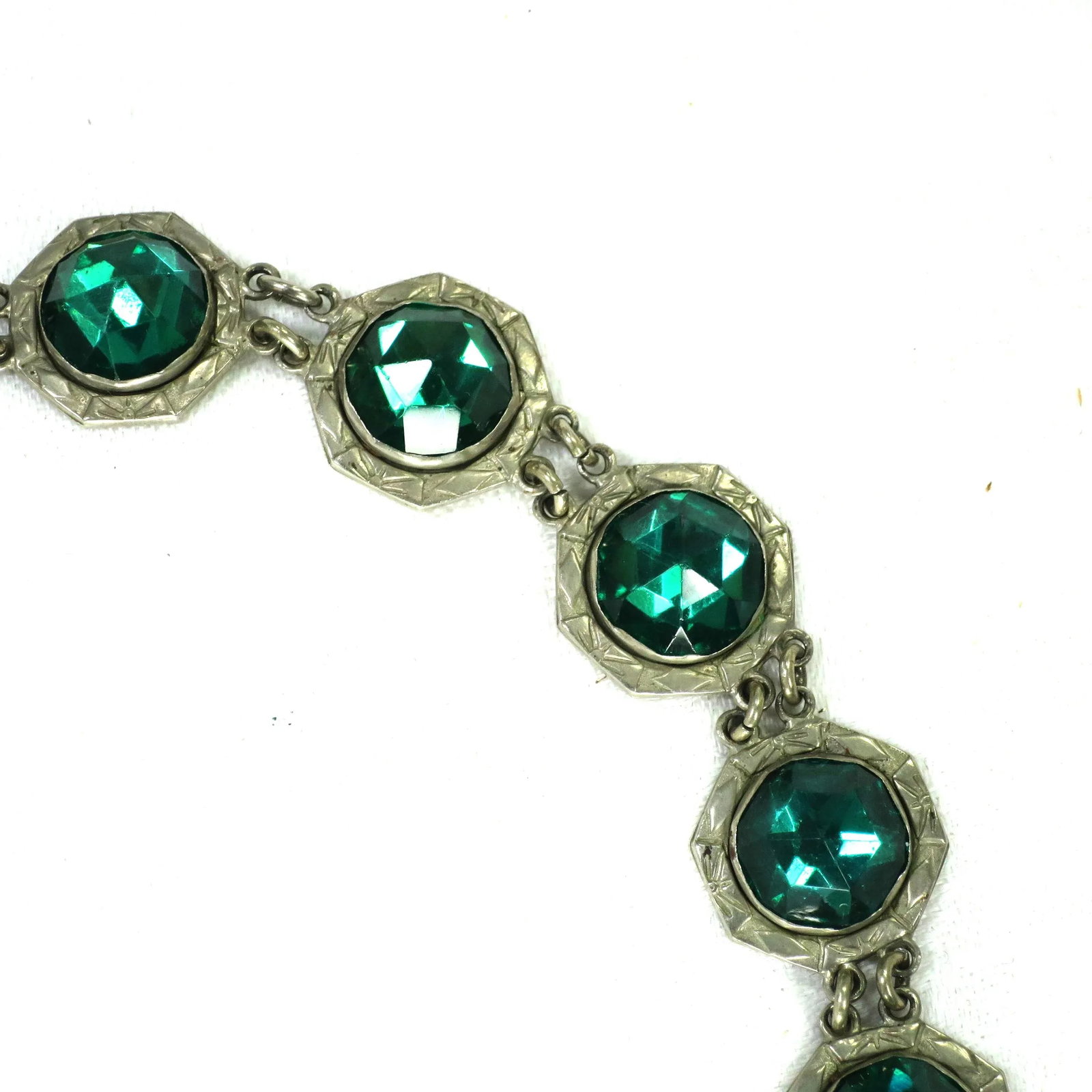 Vintage 1920s Art Deco Emerald Vauxhall Glass Bracelet - 5