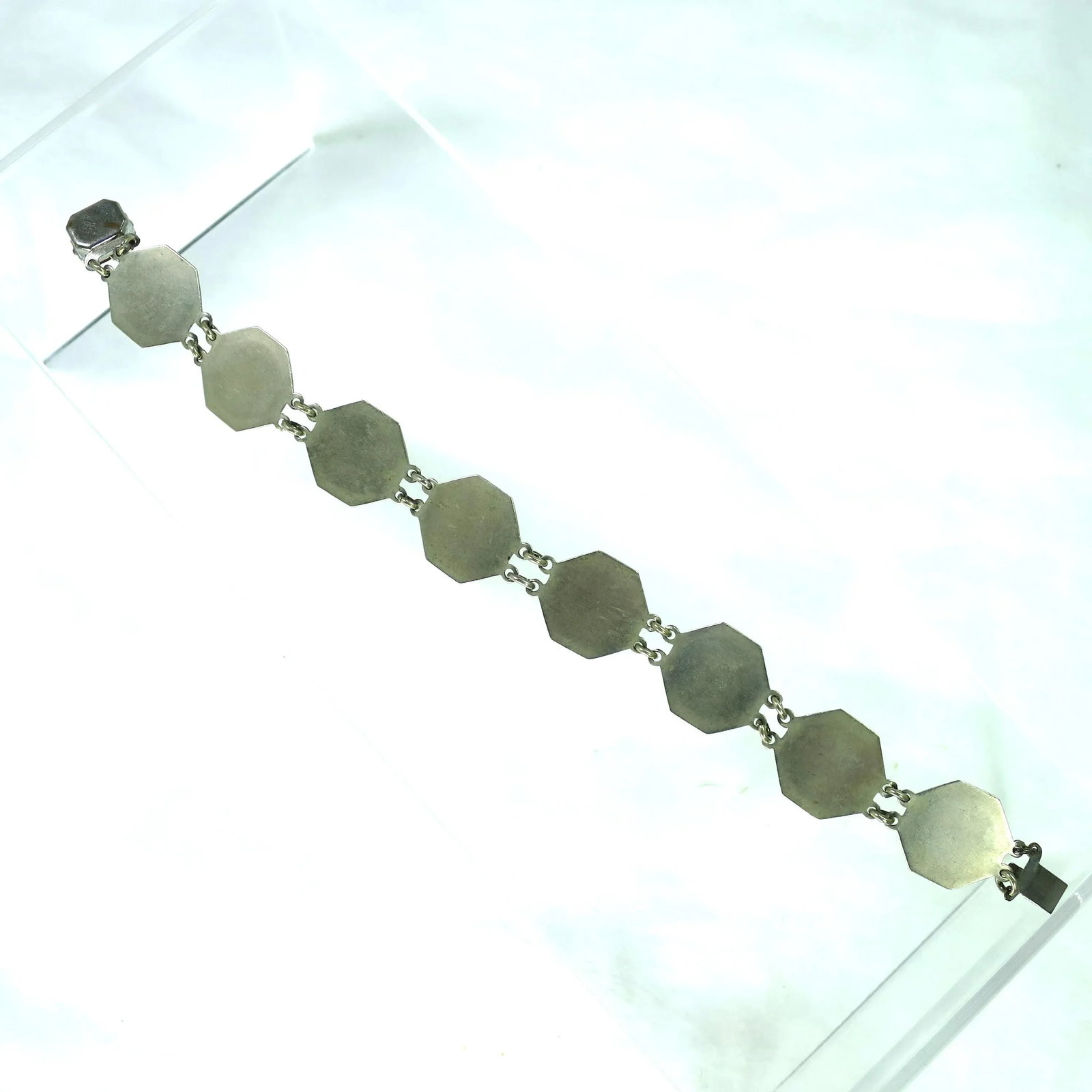 Vintage 1920s Art Deco Emerald Vauxhall Glass Bracelet - 8