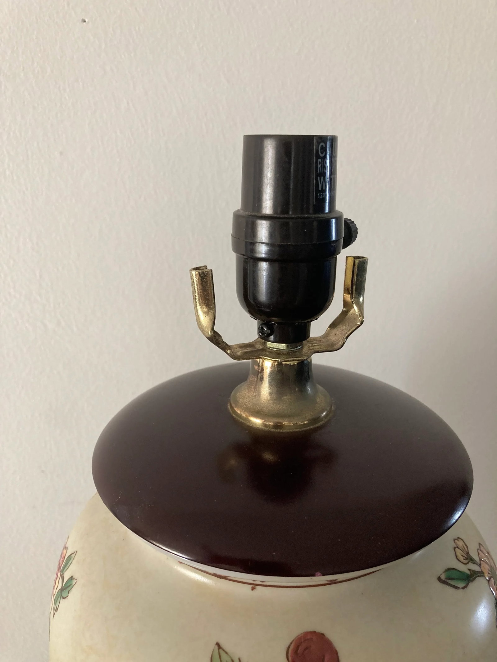 Vintage Mid 20th Century Matte Porcelain Chinese Floral Lamp - 6