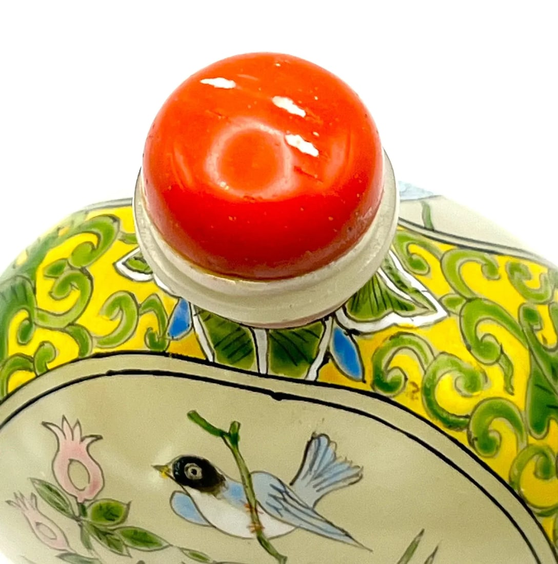 Vintage Painted Milk Glass Snuff Bottle With Qianlong Mark - 6