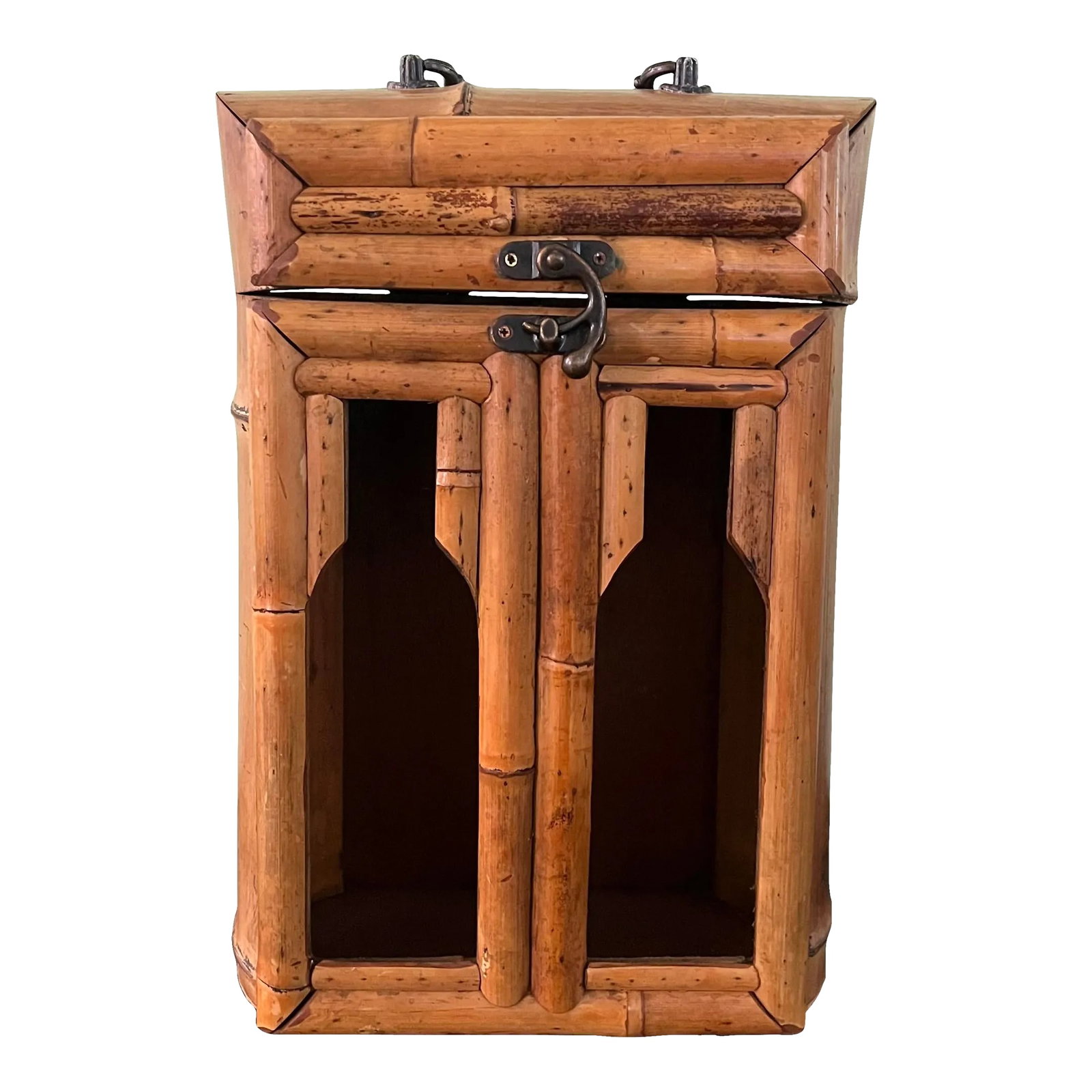 1960s Bamboo Double Wine Bottle Carrier: So pleased to have another bamboo wine bottle holder for your consideration! In excellent vintage condition, this sweet little wine caddy will hold two bottles of wine (or spirits). Since it has also 