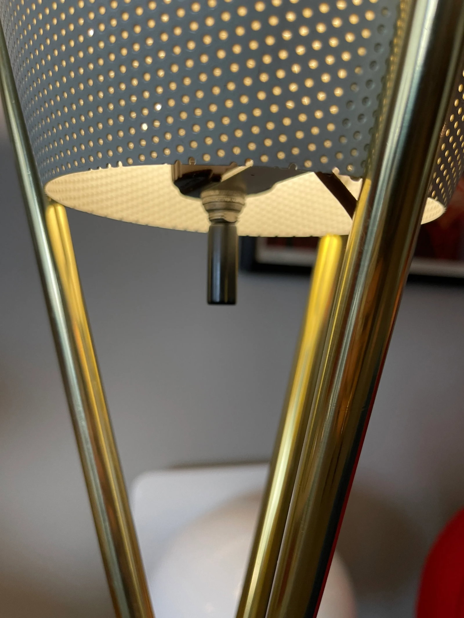Pair of Gerald Thurston Lightolier Tripod Floor Lamps, Early 50s Design - 6