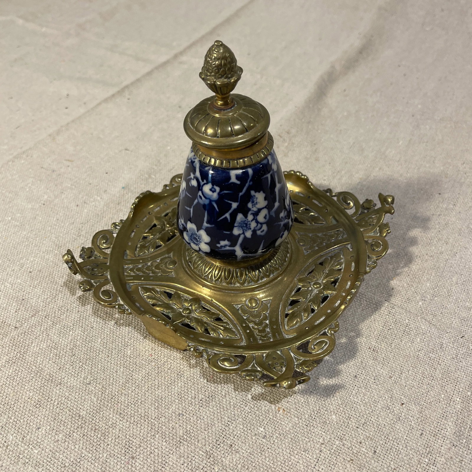 Late 19th Century English Brass & Porcelain Renaissance Revival Inkwell - 4