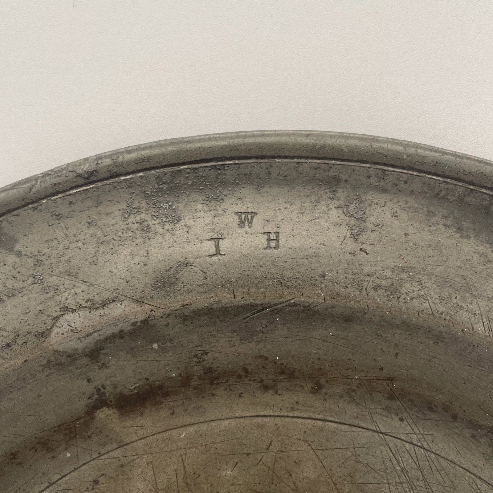 Mid 18th Century Georgian Pewter Charger - 2