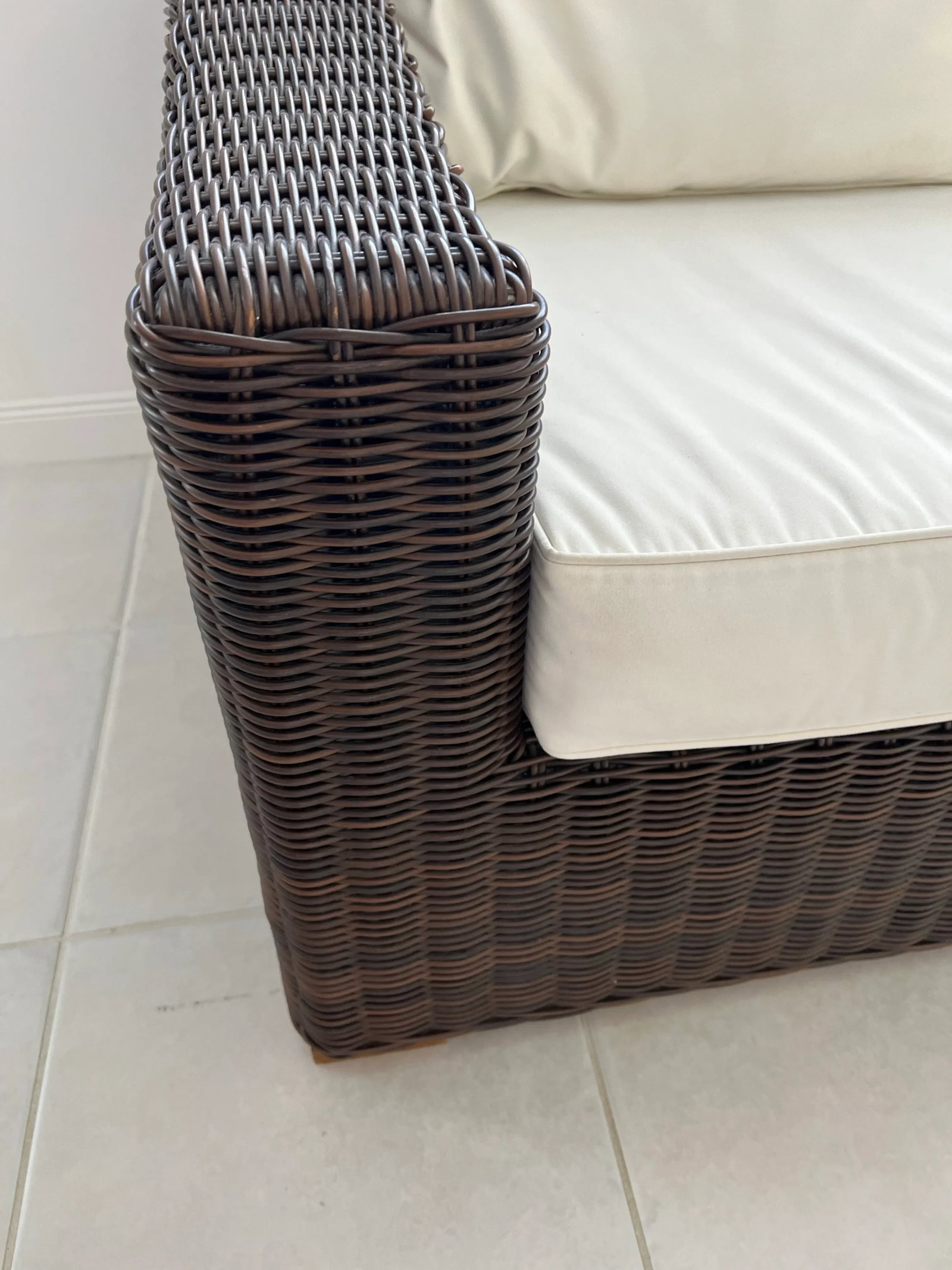 Vintage Brown Weaved Couch With White Cushions - 7