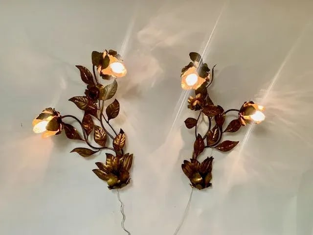 Vintage Italian Goldleaf Wall Sconces With Crystal Bulb Covers - A Pair - 11