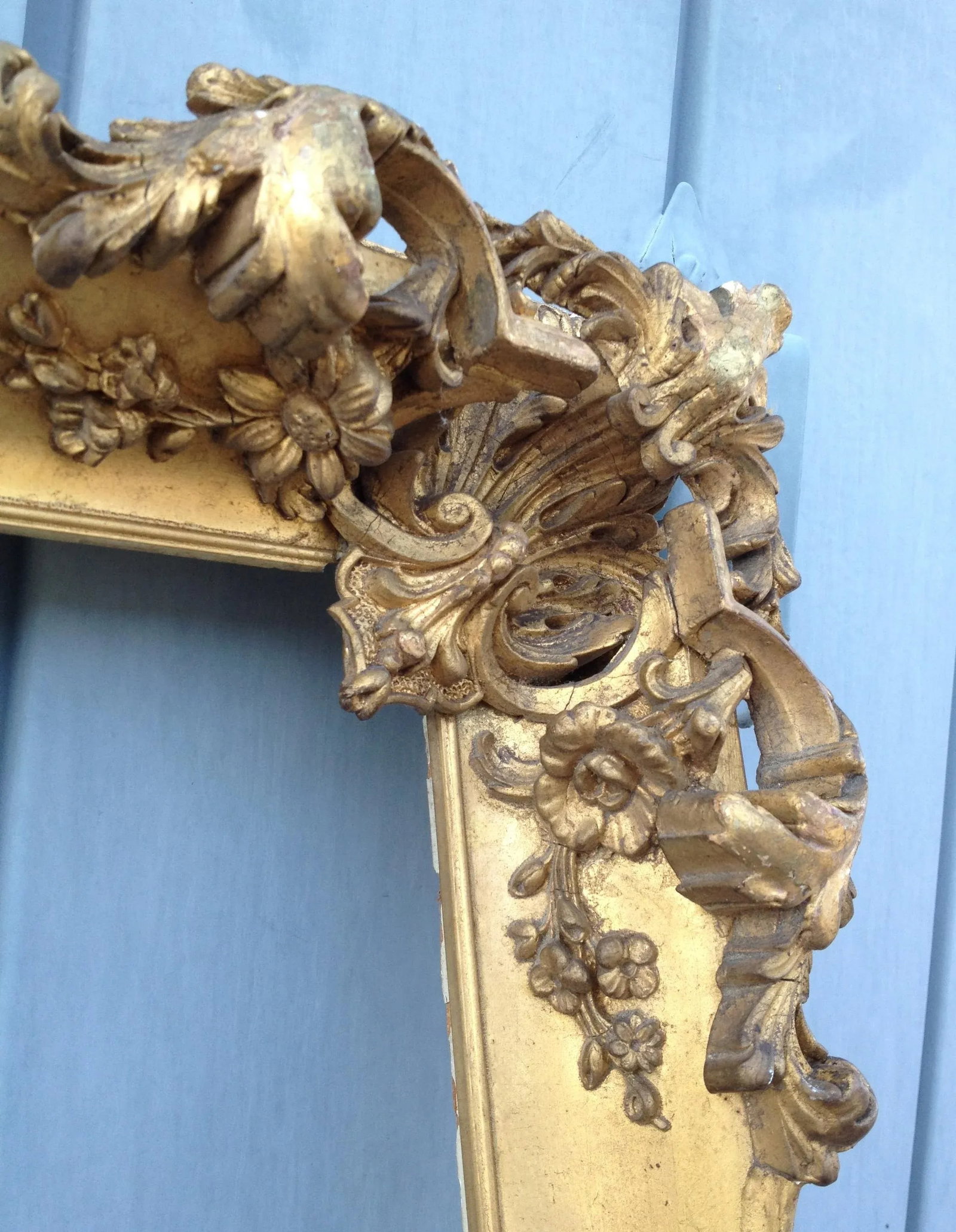 Mid 19th Century Carved Gilt Frame - 4