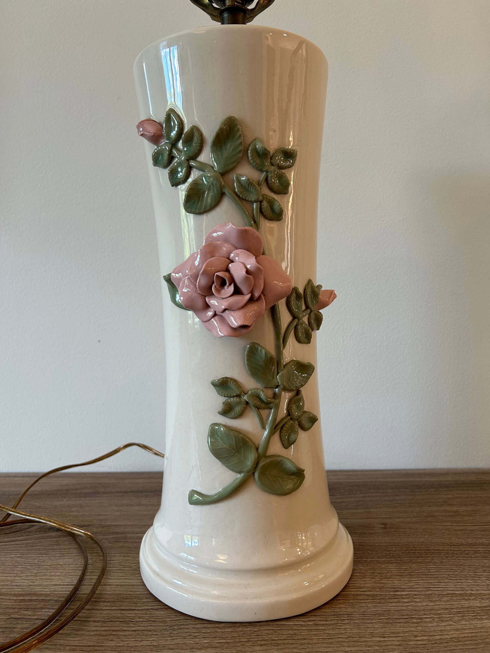 Pair of 1960s Marbro Pink Roses Lamps - 5