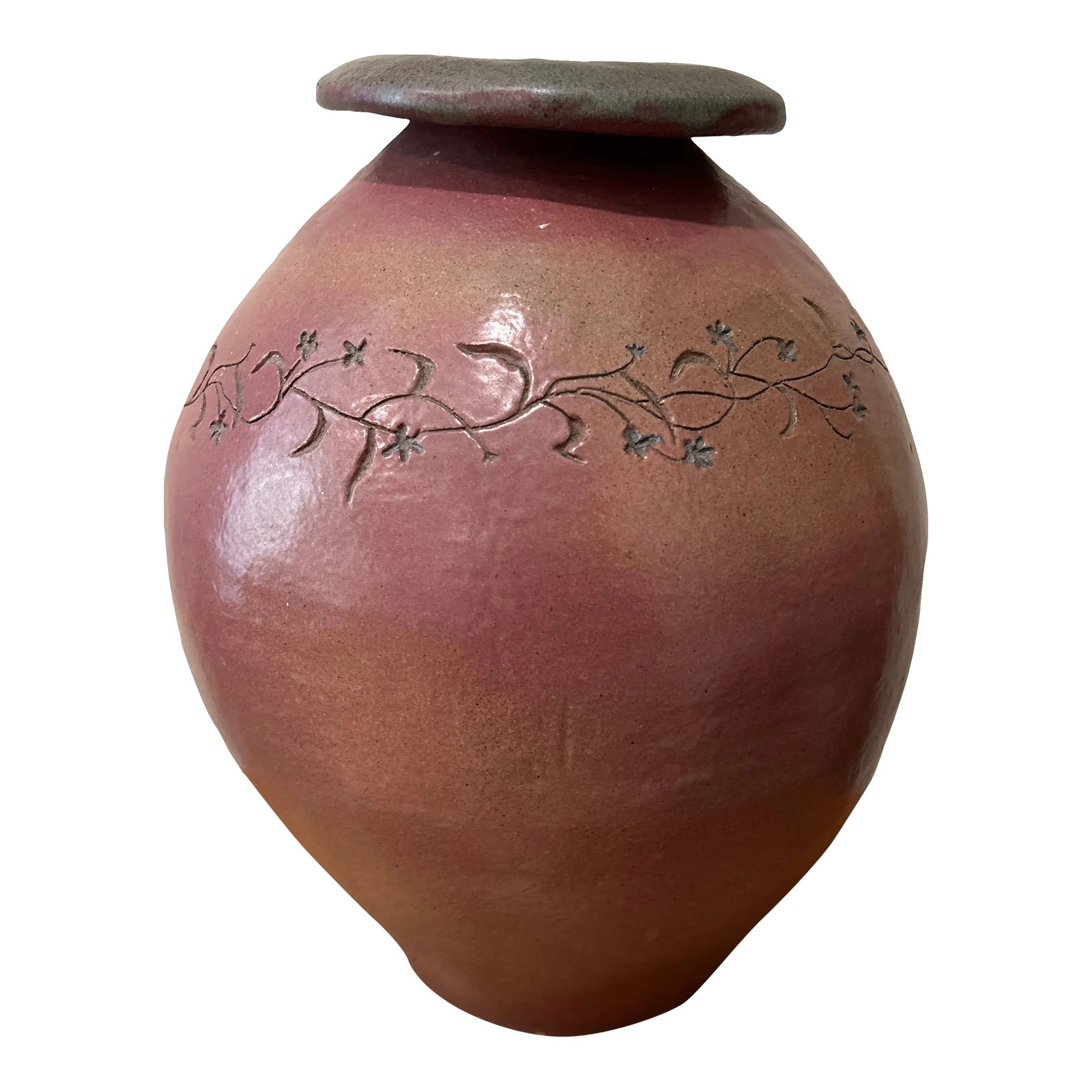 Vintage Large Scale Earth Ware Terracotta Vase/Pot North Dakota Style: Vintage Large Scale Earth Ware Terracotta Vase/Pot North Dakota Style This beautiful vintage pottery vase is heavy and beautiful hand painted with a floral motif Superior composition and artwork.