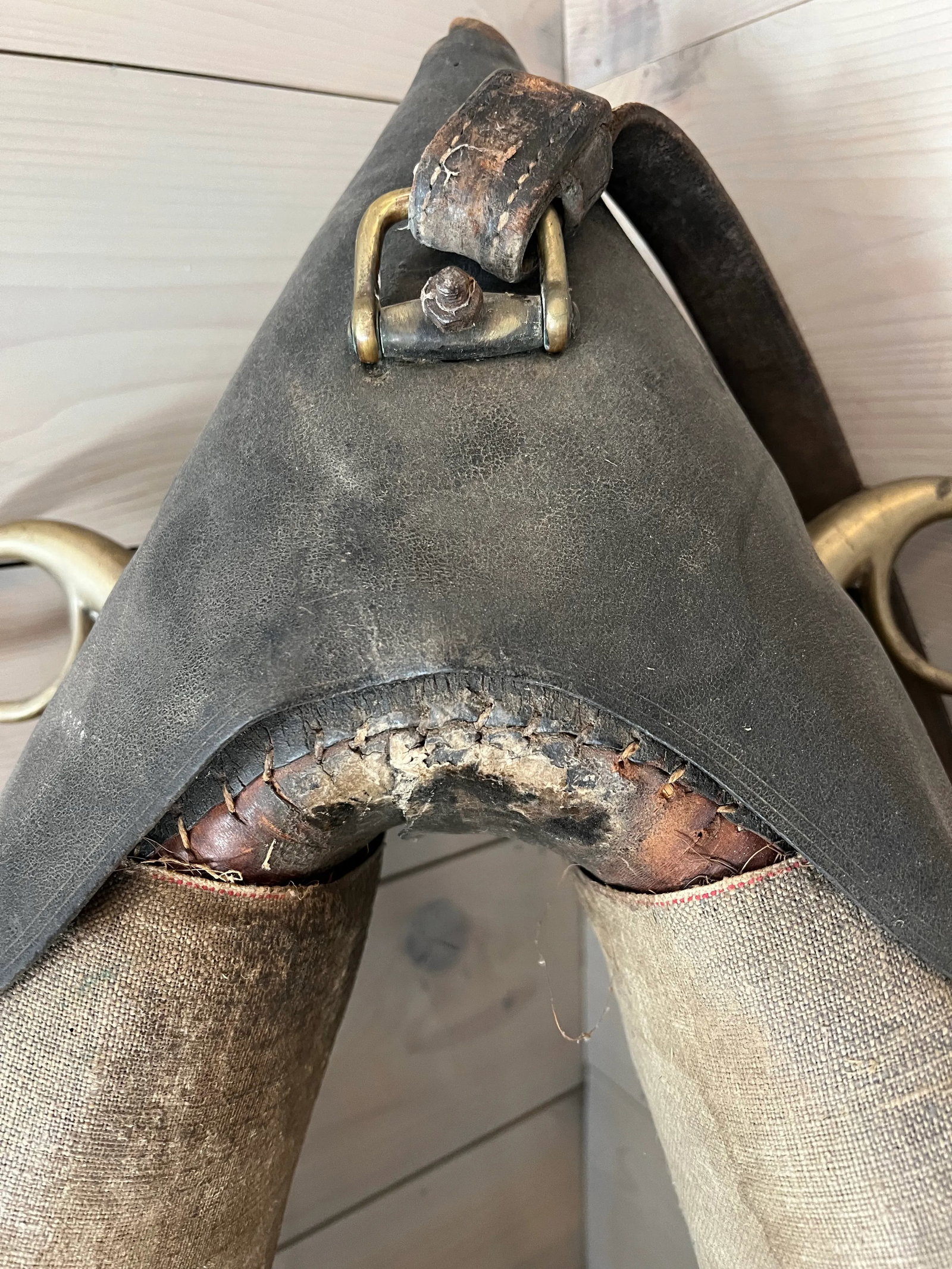 Early 1900s Antique Swiss Leather Horse Collar With Linen and Brass Details - 2