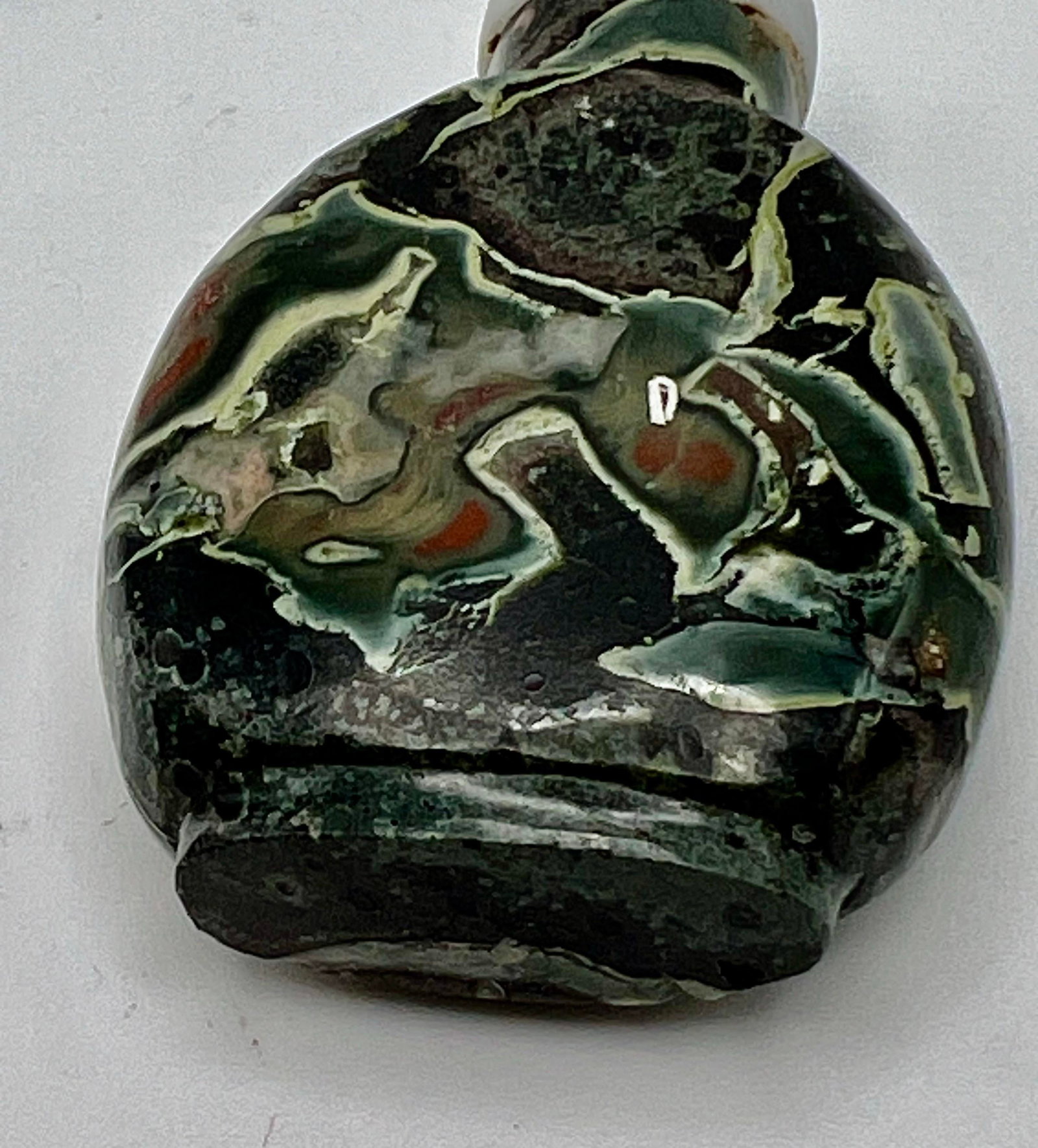1970s Vintage Frog Skin/Bloodstone Snuff Bottle - 7