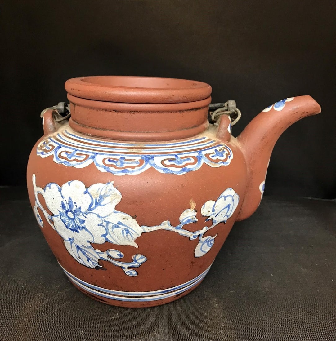 Large Mid 19th Century Antique Yixing Teapot Painted With Blue Enamel Decorations - 5