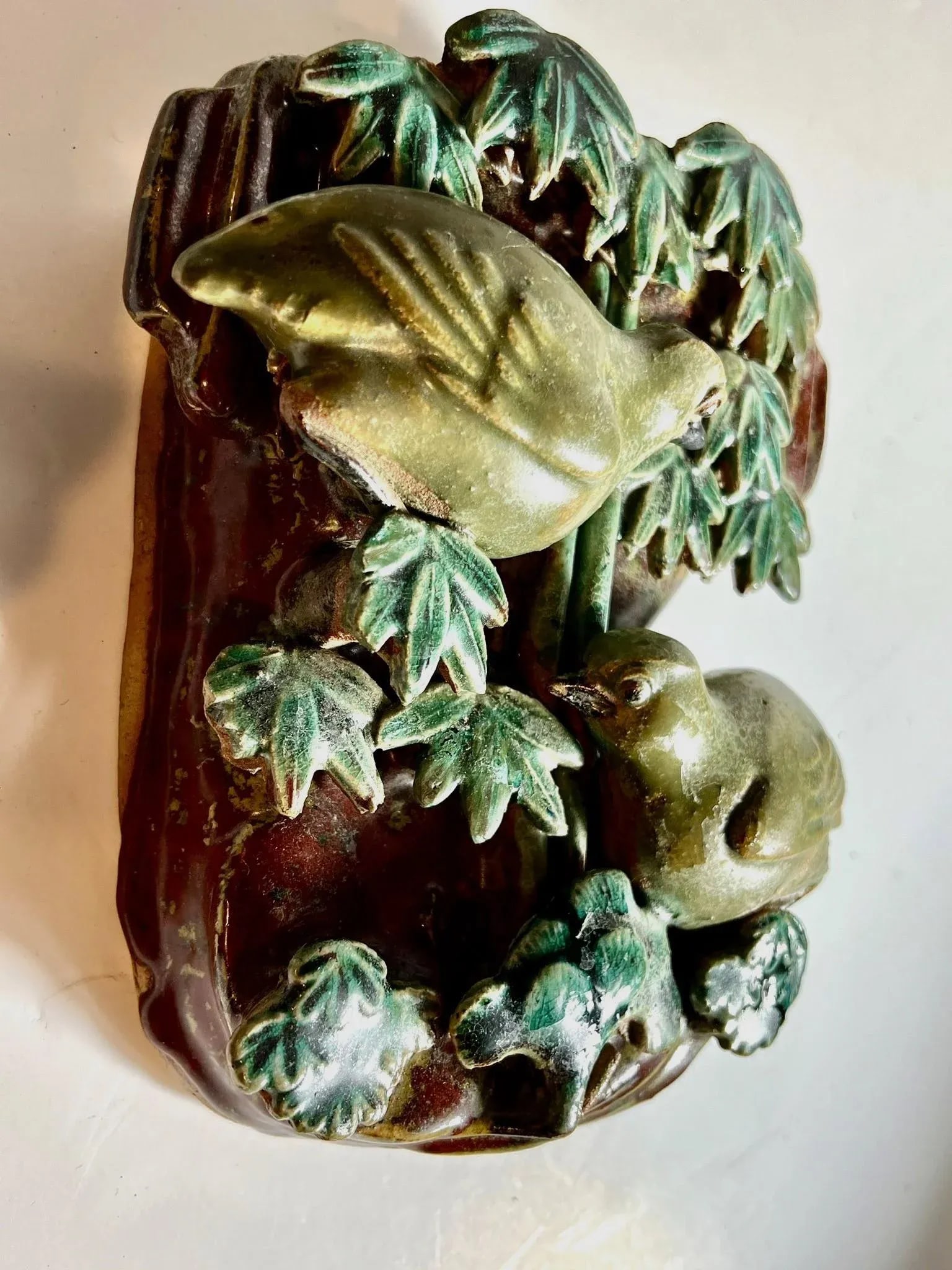 1950s Vintage Shiwan Wall Pocket of Birds in a Bamboo Grove - 3