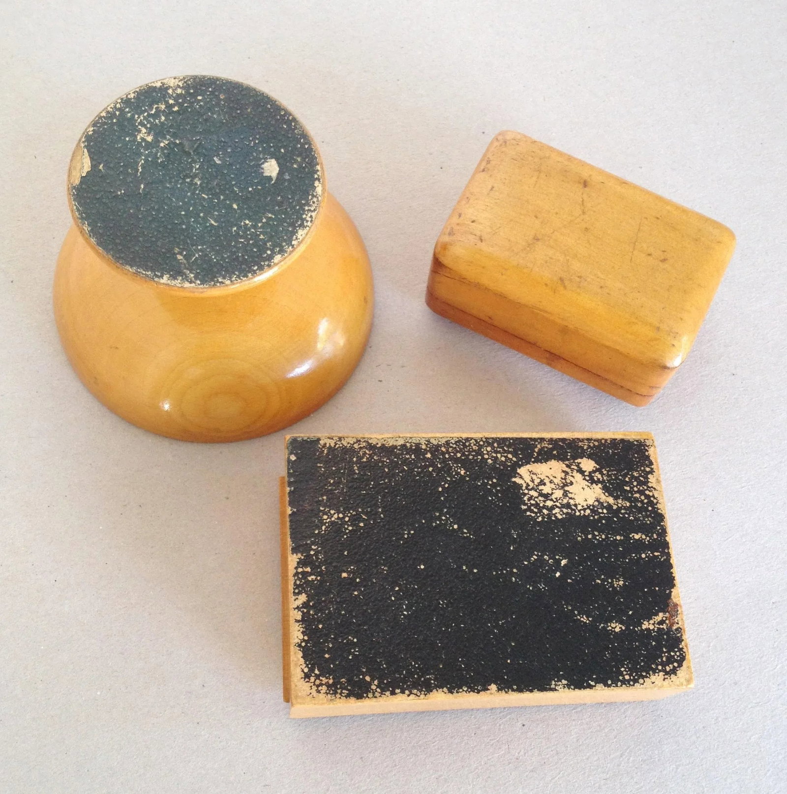 Antique Mauchline Ware Treen Souvenir Set Bunker Hill, Stratford, Giant's Causeway - 4