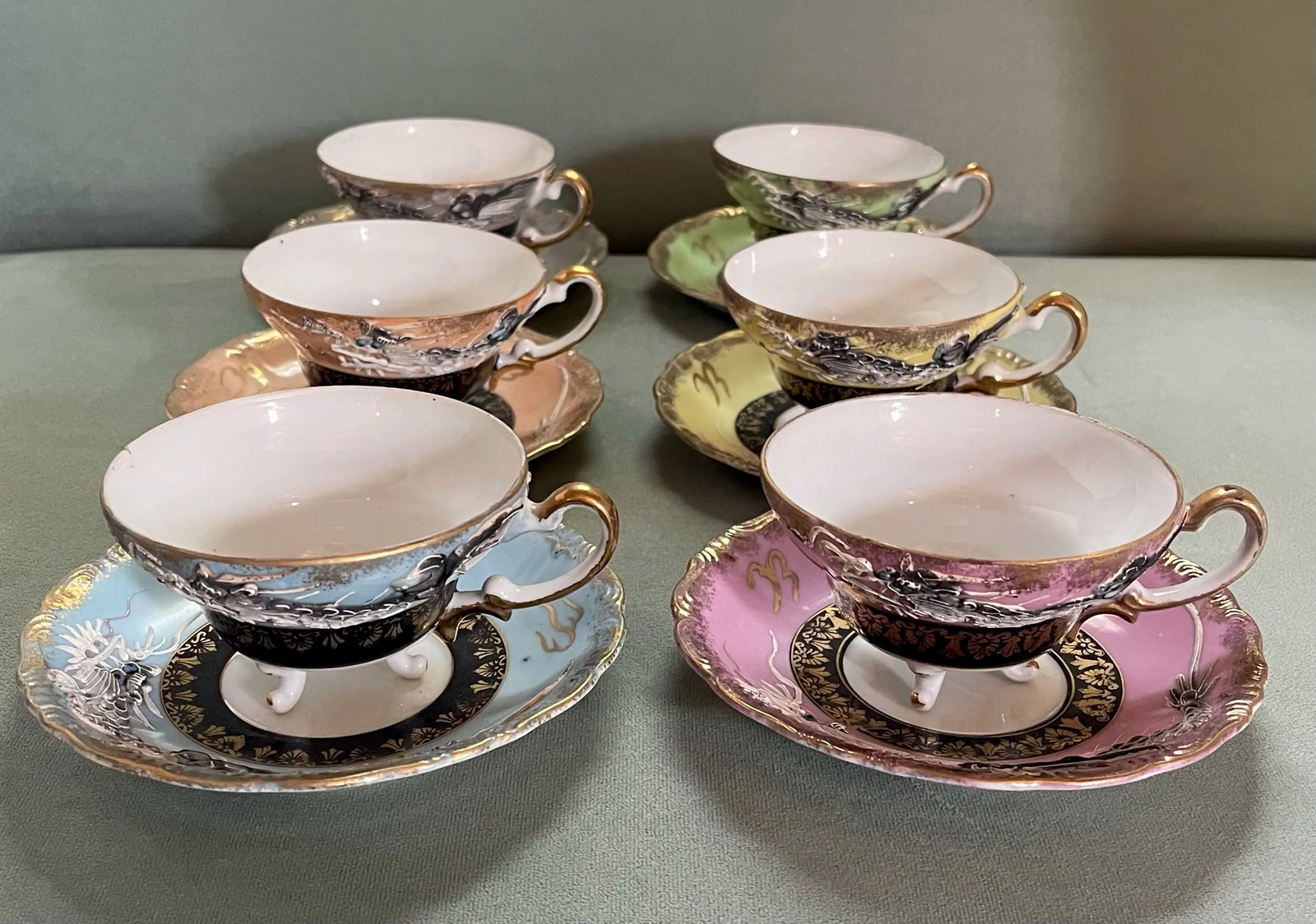 Mid 20th Century Dragon Teacups & Saucers- 12 Pieces - 9