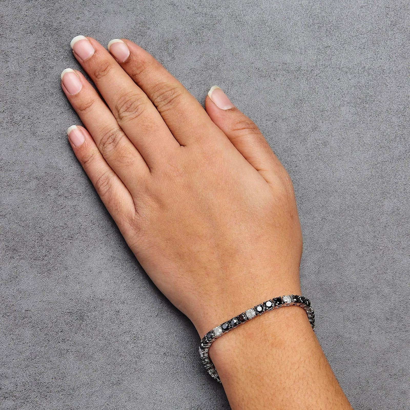 .925 Sterling Silver 12.0 Cttw Black and White Diamond Tennis Bracelet (I-J Color, I2-I3 Clarity) - - 4