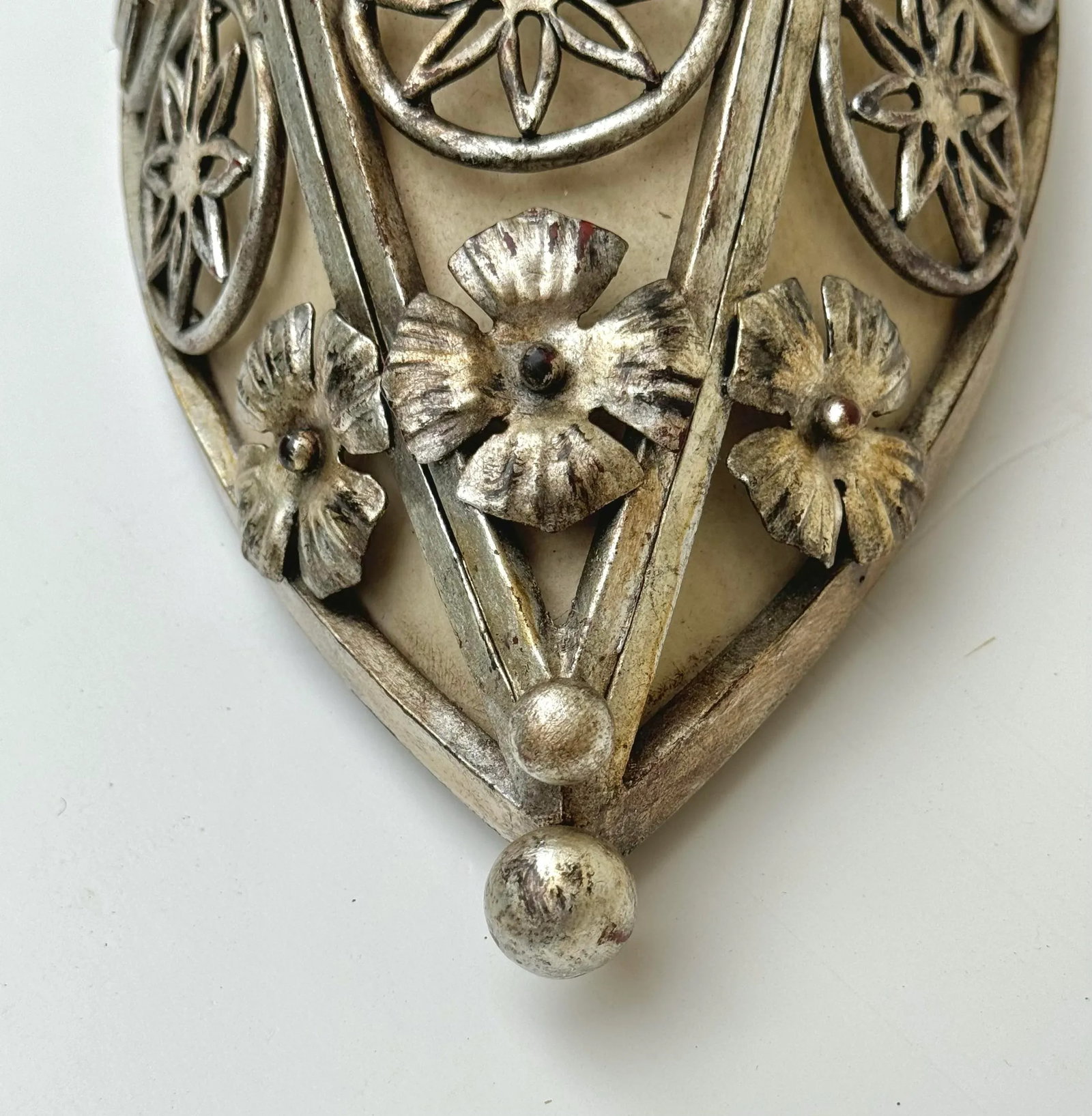 Vintage Wall Sconce: Paul Ferrante Spanish/Art Deco Style Sconce, Iron and Silver Gilt Wall Light - 4