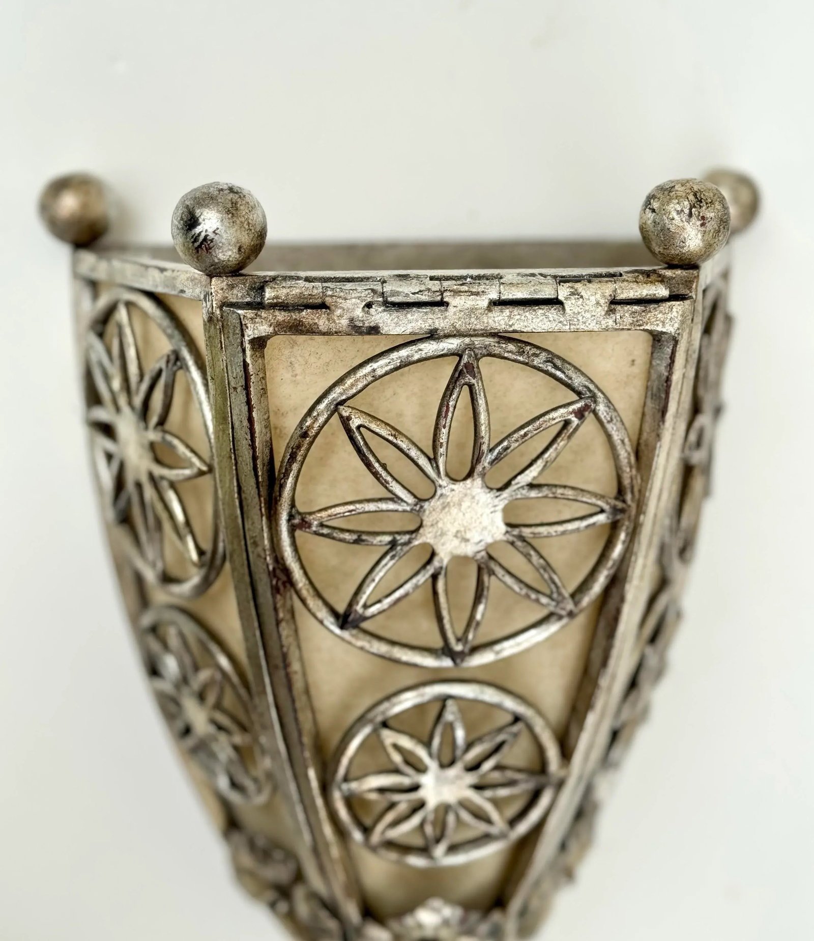 Vintage Wall Sconce: Paul Ferrante Spanish/Art Deco Style Sconce, Iron and Silver Gilt Wall Light - 5