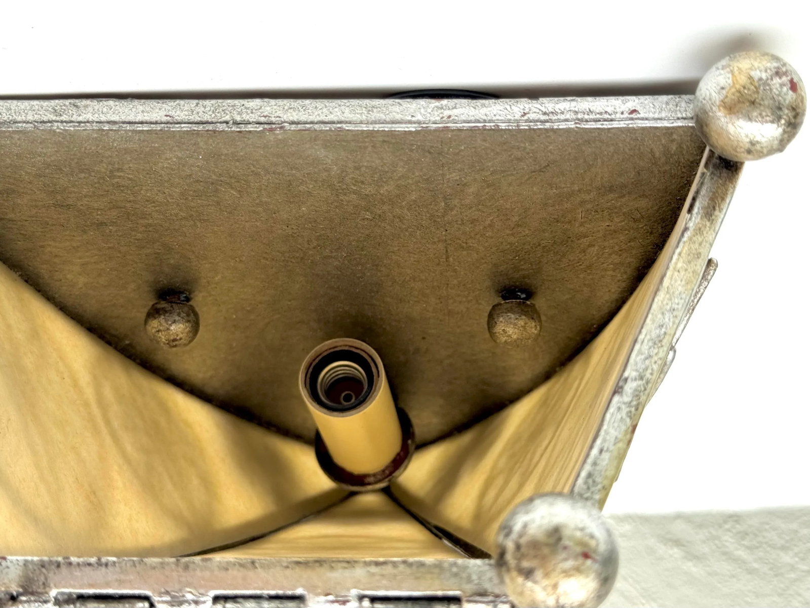 Vintage Wall Sconce: Paul Ferrante Spanish/Art Deco Style Sconce, Iron and Silver Gilt Wall Light - 9