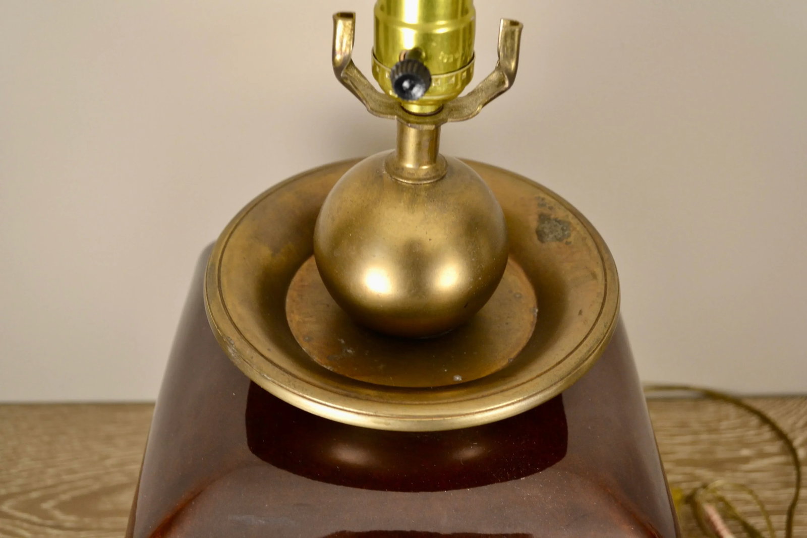 20th Century Modernist Pottery Table Lamp - 4