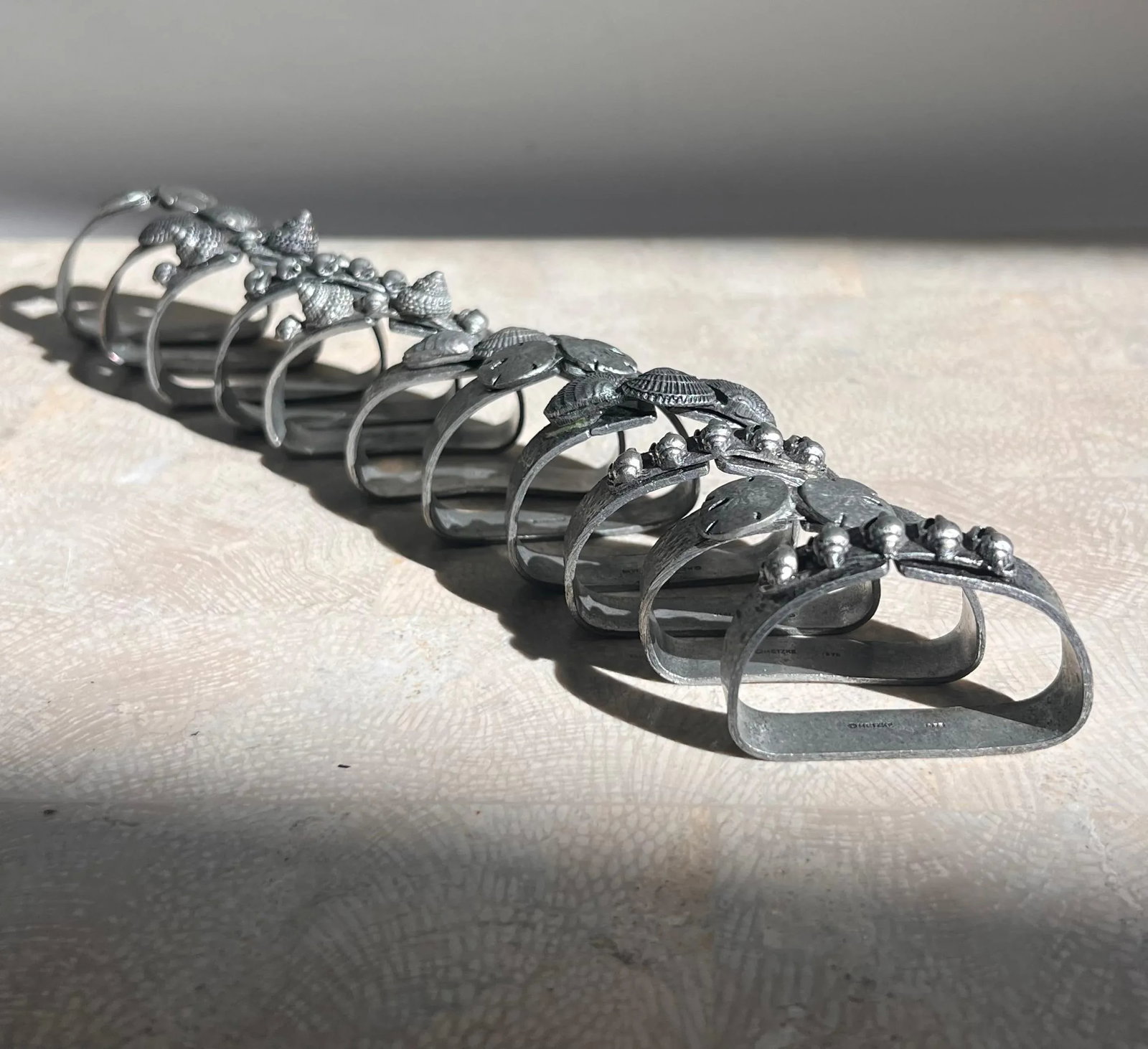 Pewter Napkin Rings With Sculpted Shells, 1975 - Set of 11 - 2