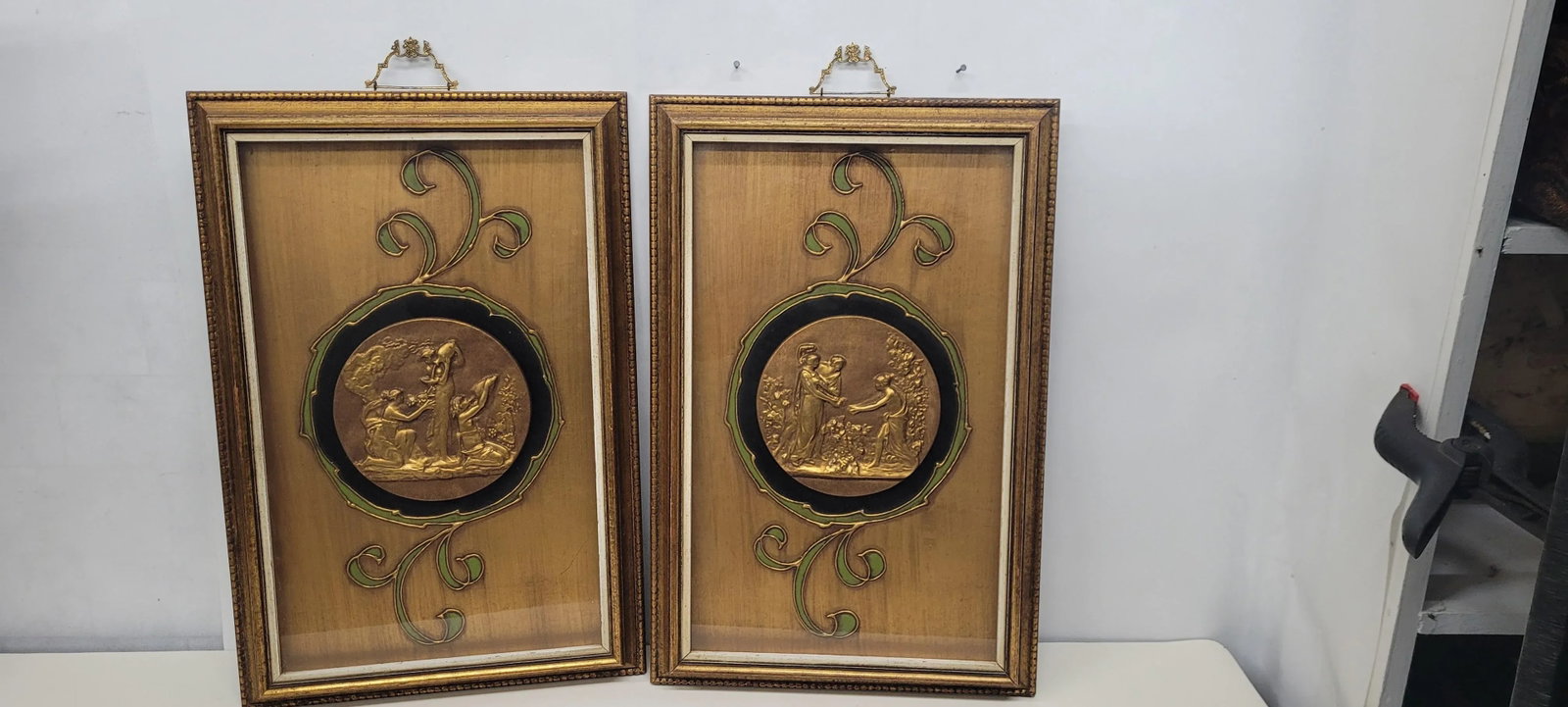 Vintage Neoclassical Medallion Wood Framed Gold Gilt Original Sungott Art Studies- Set of 2 - 10