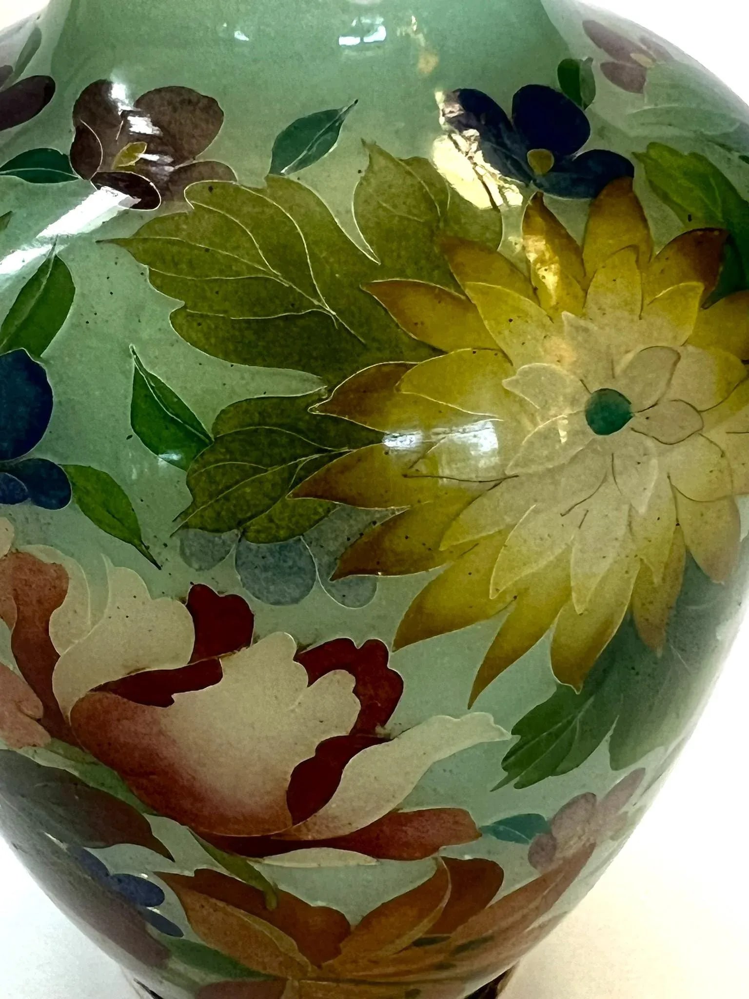 Vintage Japanese Plique-A-Jour Vase in a Floral Design - 8