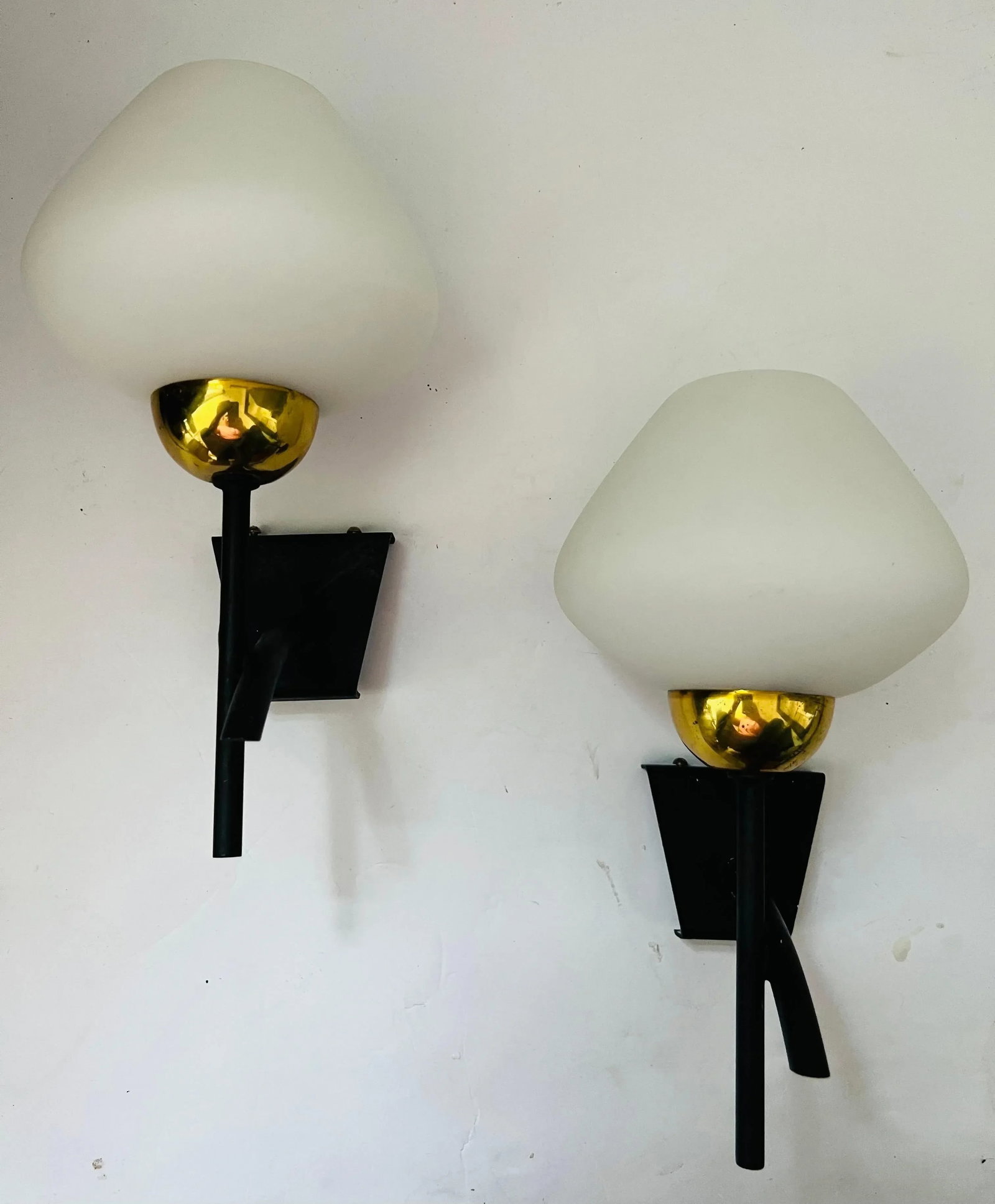 Pair of French 1960s Midcentury Lunel Wall Lamps Sconces - 2