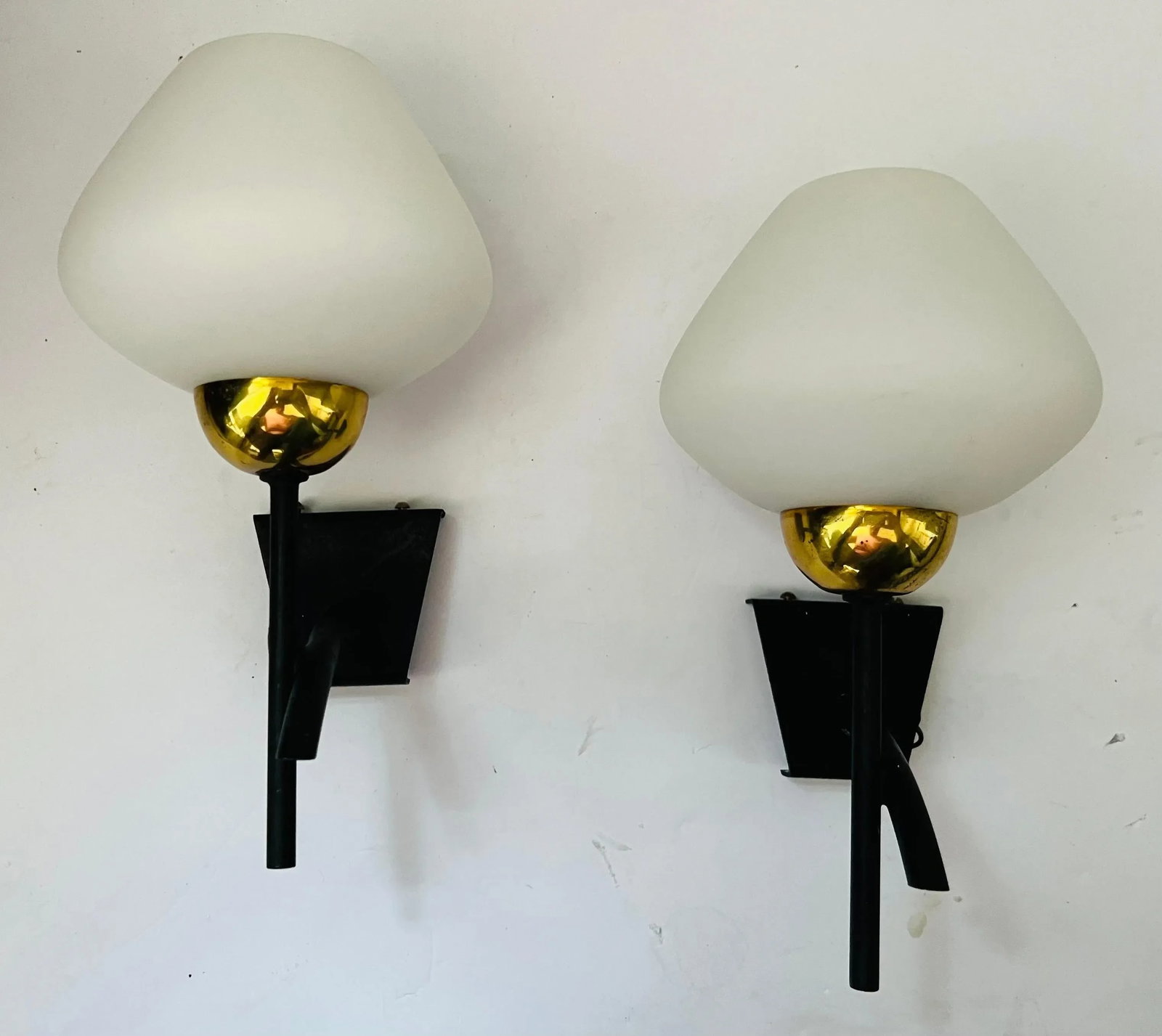 Pair of French 1960s Midcentury Lunel Wall Lamps Sconces - 6