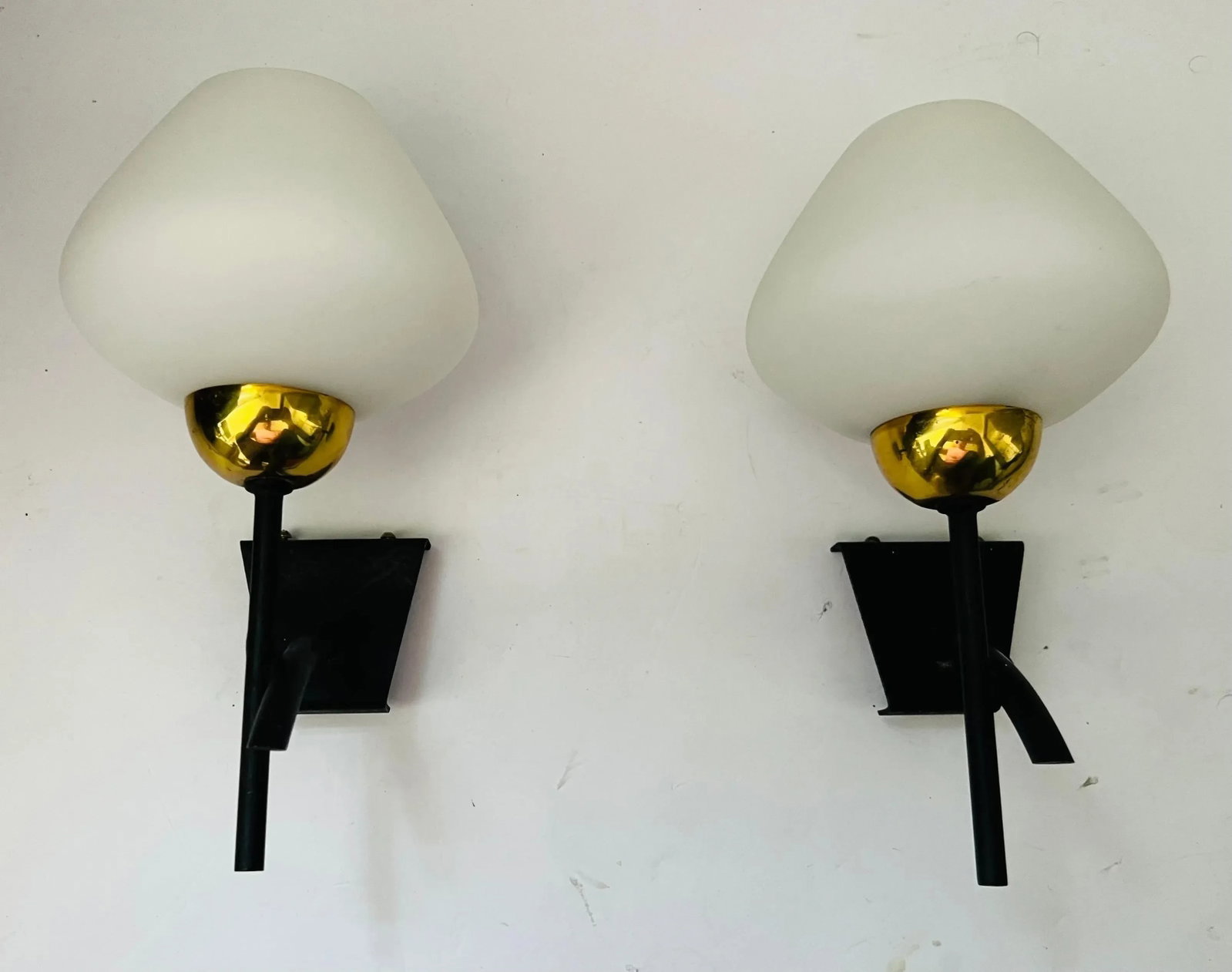 Pair of French 1960s Midcentury Lunel Wall Lamps Sconces - 7