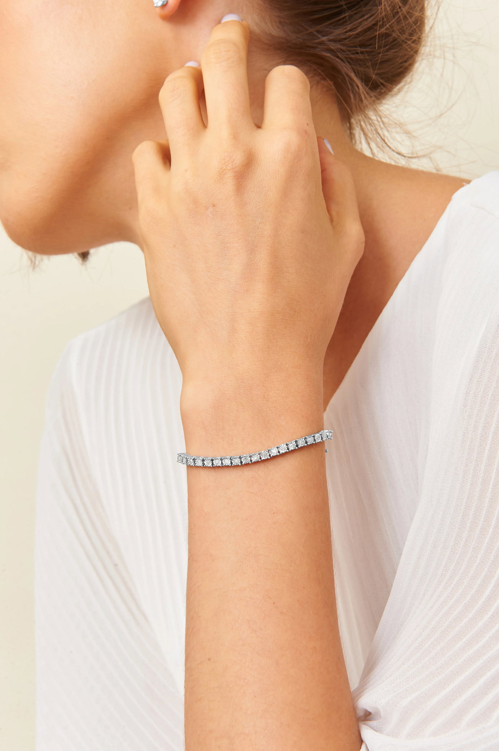.925 Sterling Silver 1.0 Cttw Miracle-Set Diamond Round Faceted Bezel Tennis Bracelet - 9" - 6
