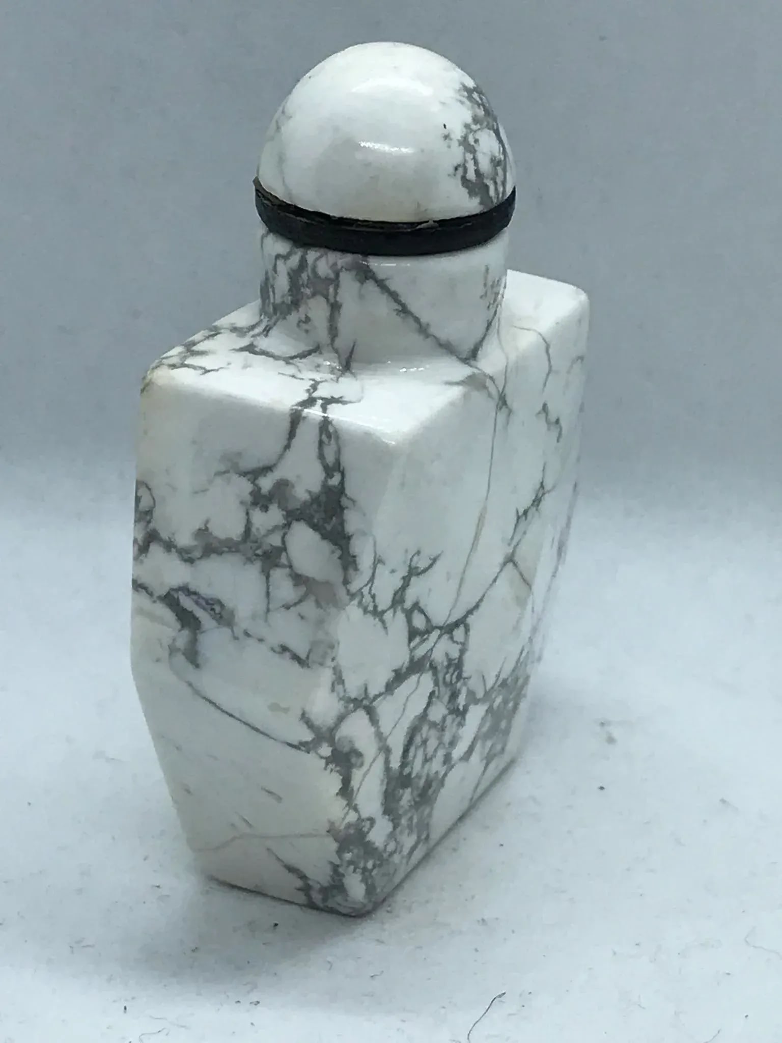 Vintage Howlite Snuff Bottle - 2