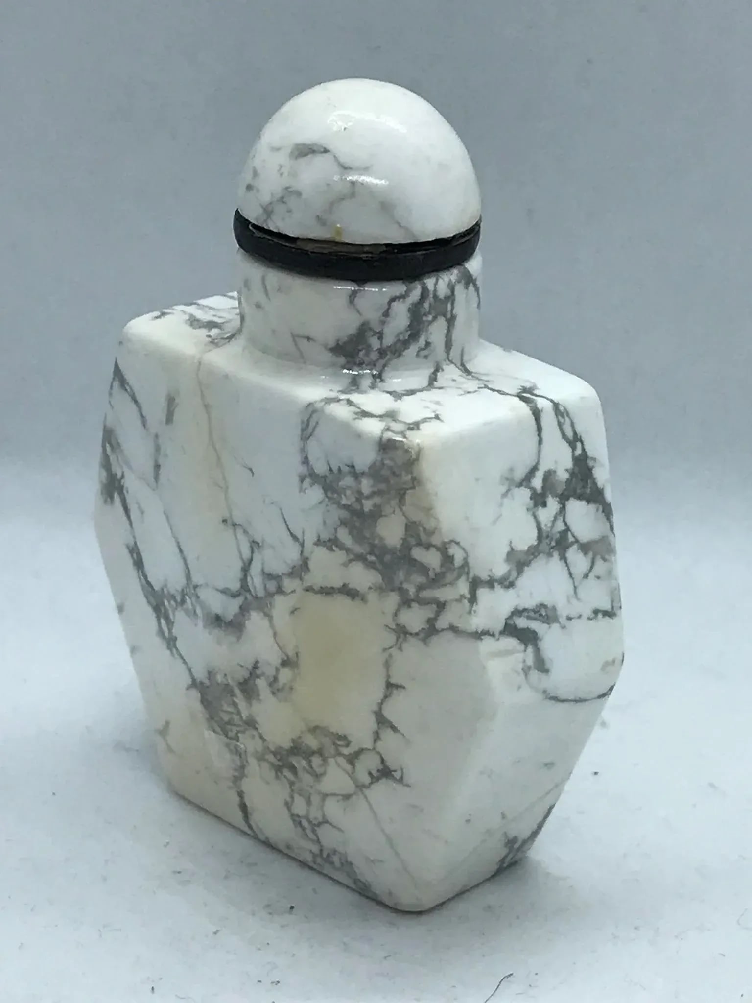 Vintage Howlite Snuff Bottle - 3