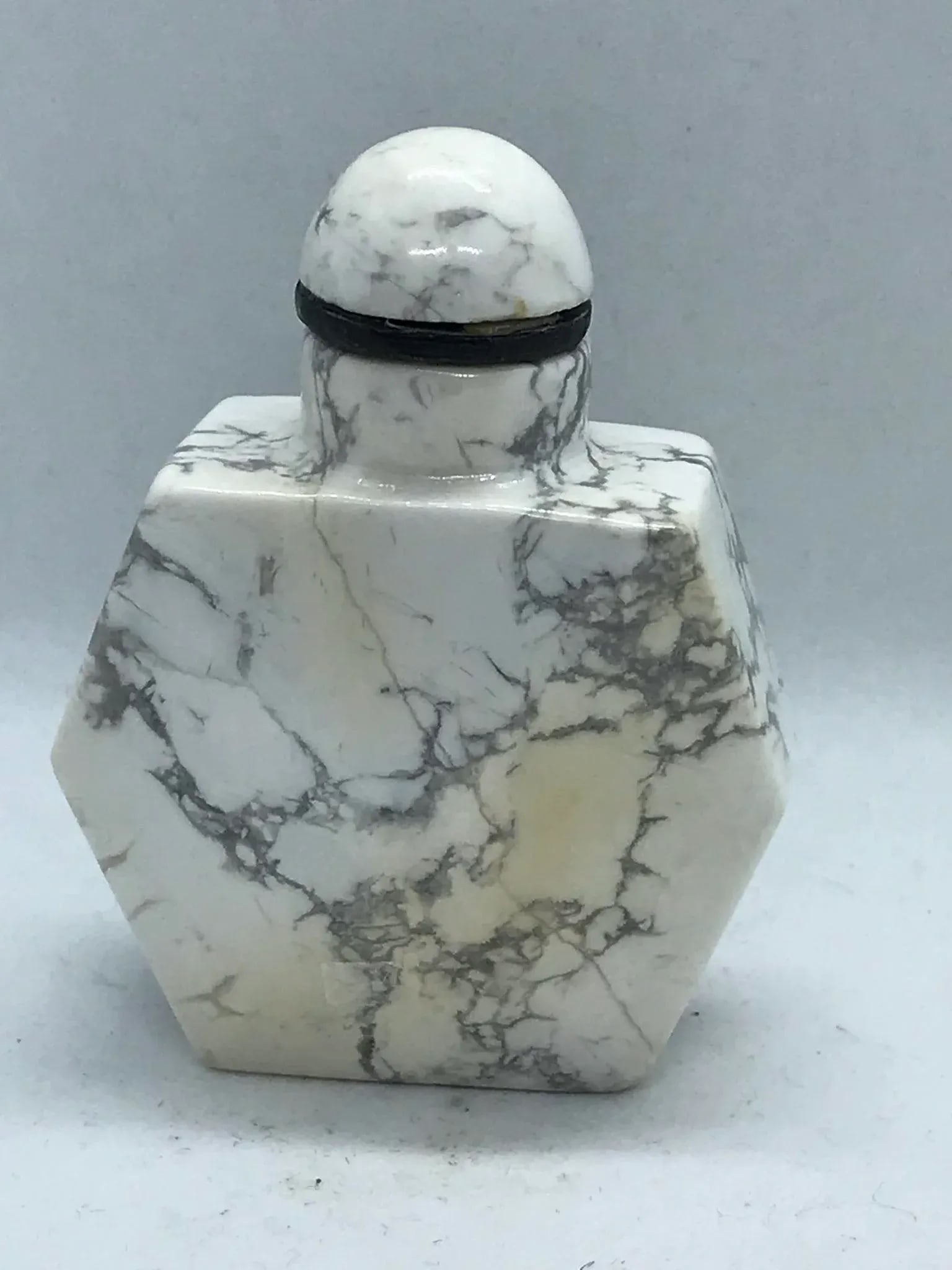 Vintage Howlite Snuff Bottle - 4
