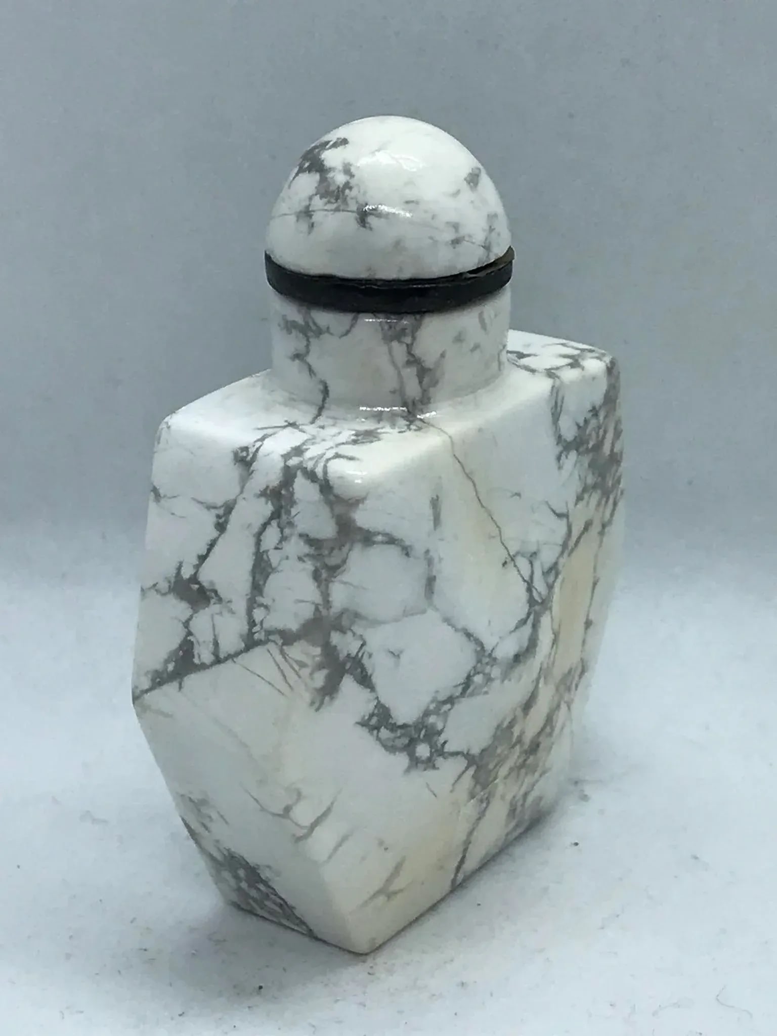 Vintage Howlite Snuff Bottle - 5