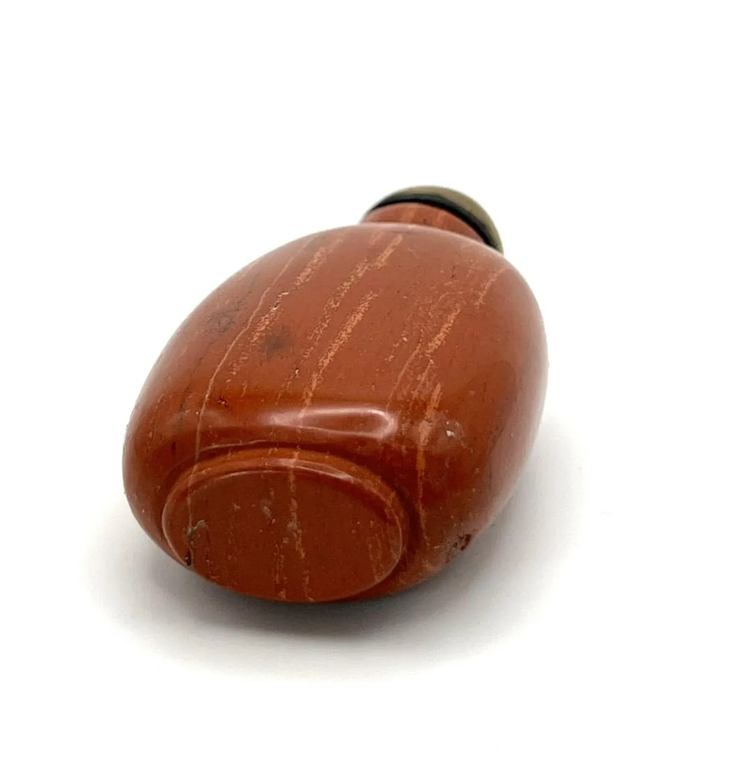 Vintage Red Jasper Snuff Bottle With Vertical White Lines - 6