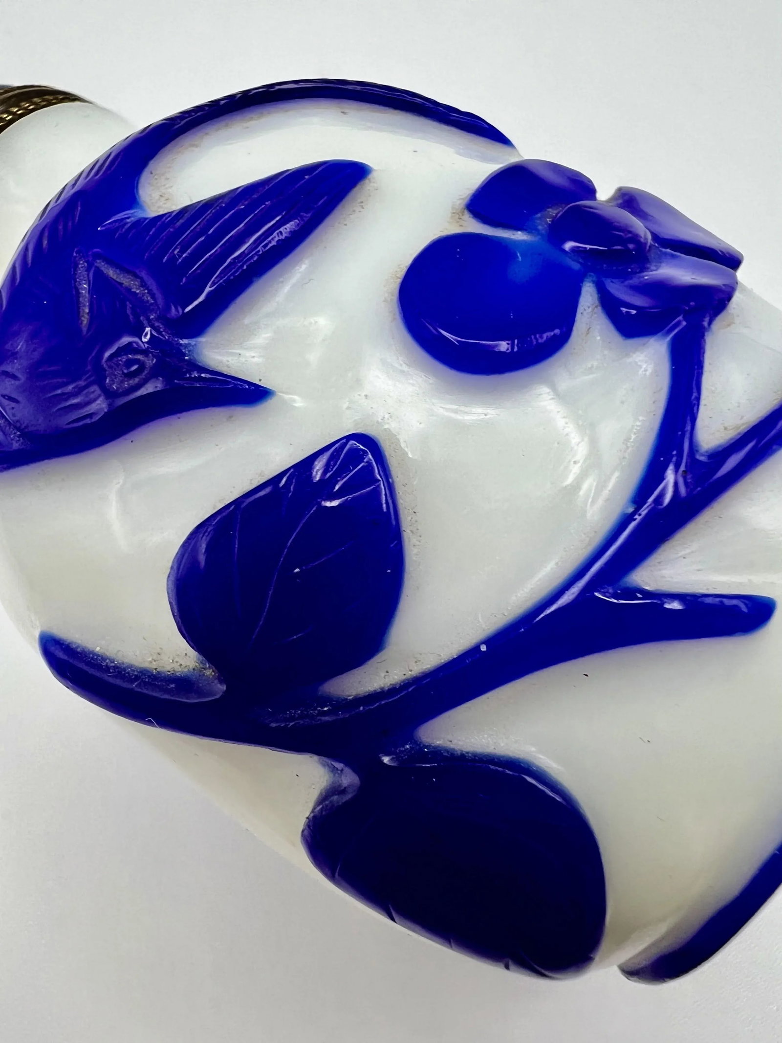 Vintage Opaline Glass Snuff Bottle With Blue Overlay of Birds and Flowers - 10