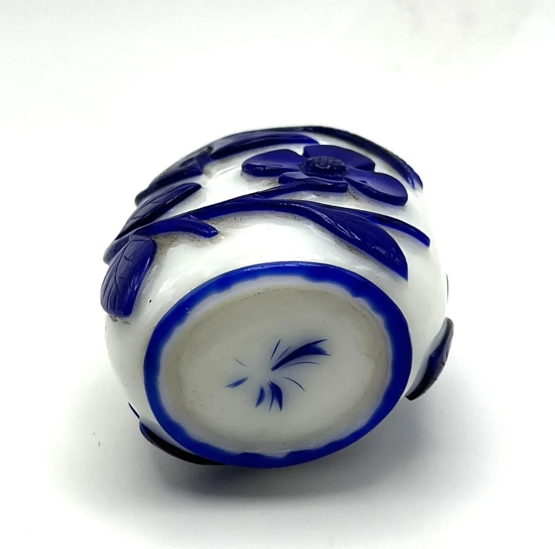 Vintage Opaline Glass Snuff Bottle With Blue Overlay of Birds and Flowers - 6