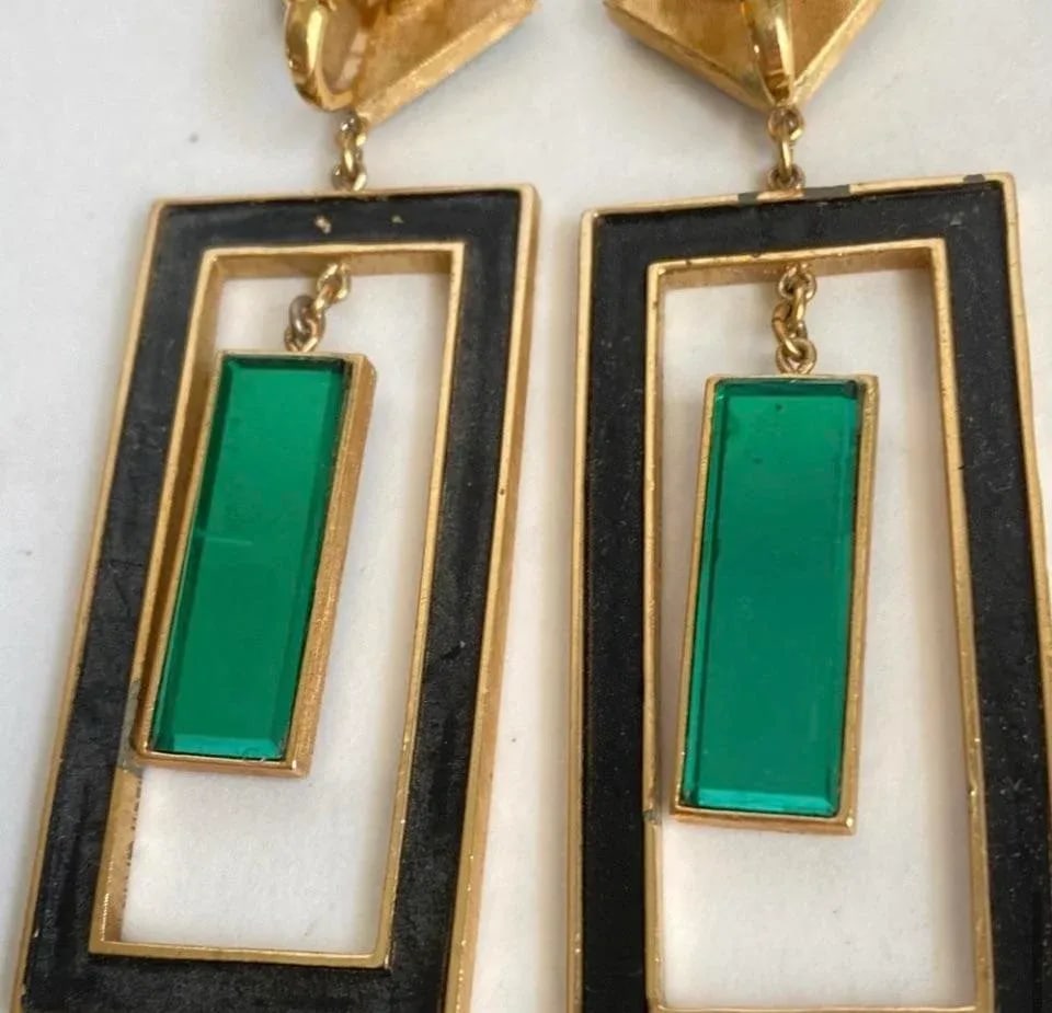 Trifari Hall of Mirrors Earrings Green & Blue Vintage Clip-On Drop Chandelier Statement Signed - 10