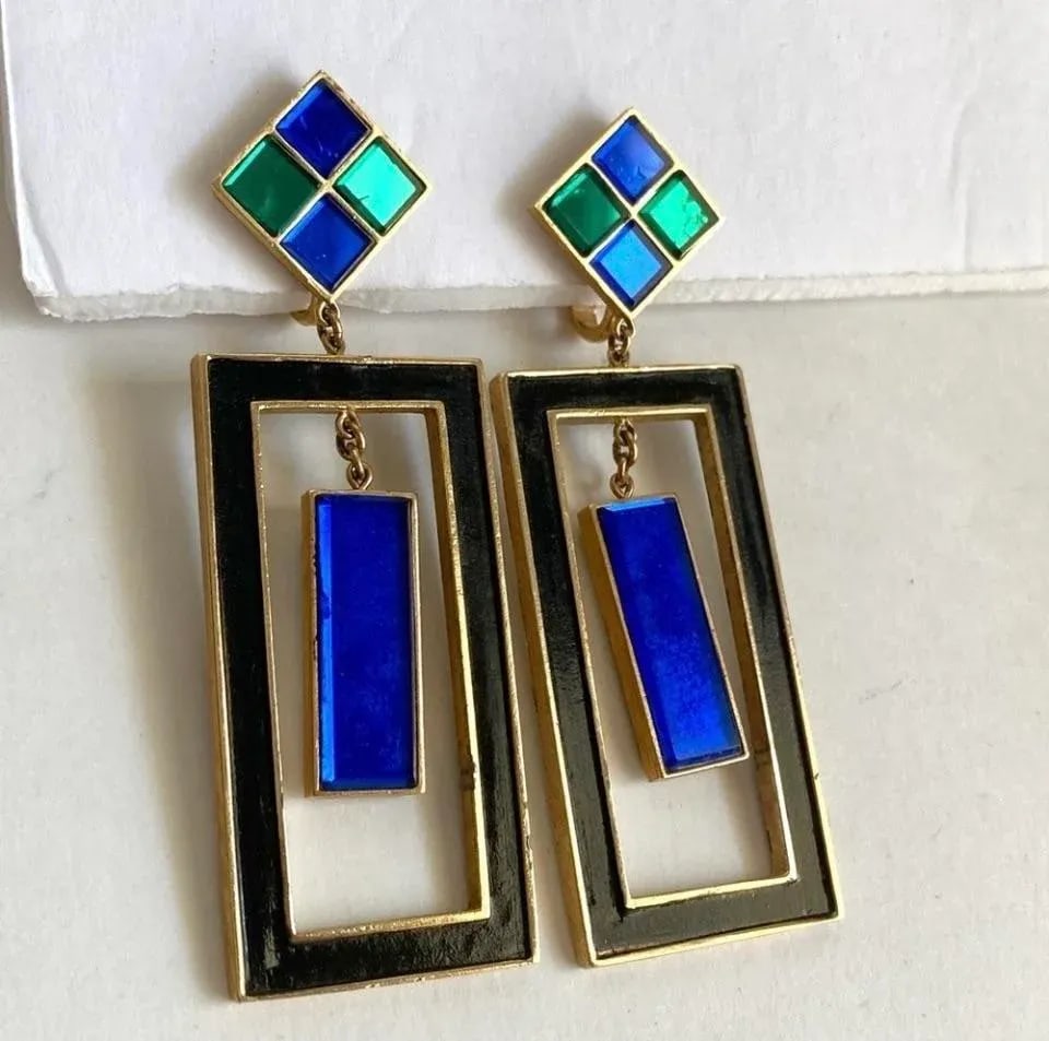 Trifari Hall of Mirrors Earrings Green & Blue Vintage Clip-On Drop Chandelier Statement Signed - 11