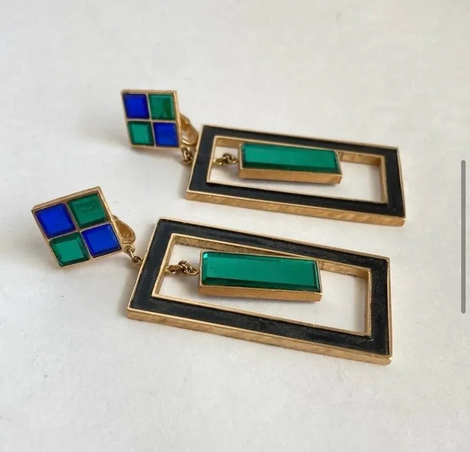 Trifari Hall of Mirrors Earrings Green & Blue Vintage Clip-On Drop Chandelier Statement Signed - 4