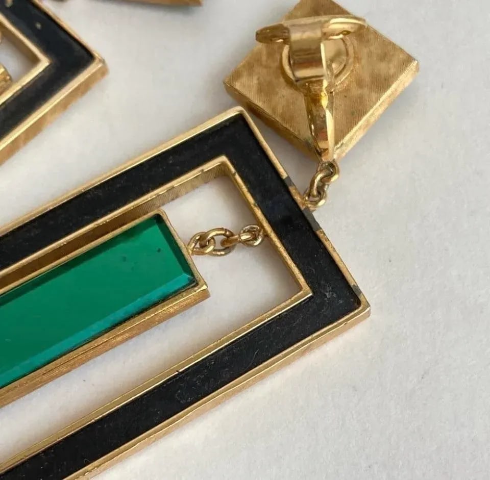 Trifari Hall of Mirrors Earrings Green & Blue Vintage Clip-On Drop Chandelier Statement Signed - 9