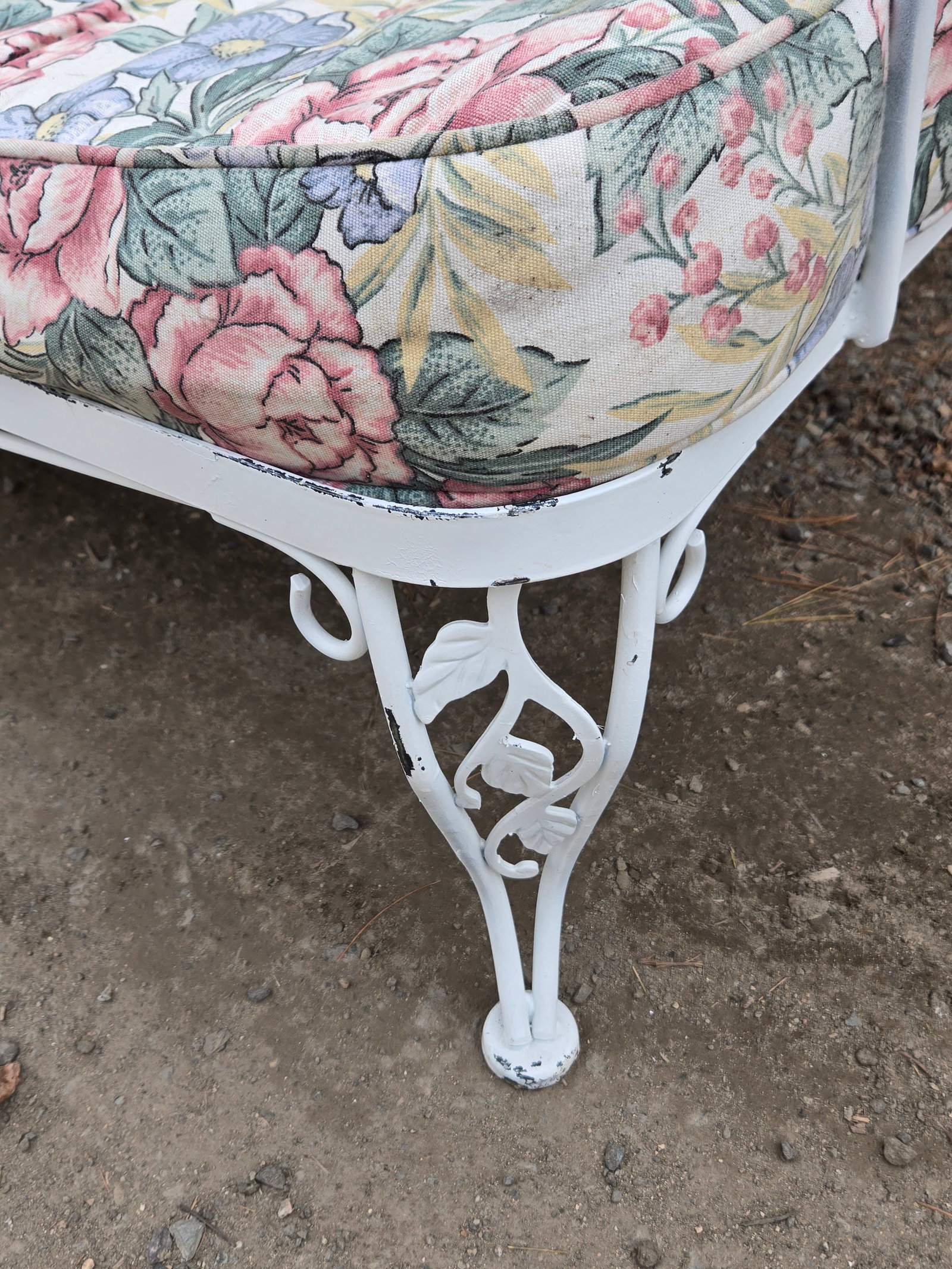1950s Woodard Wrought Iron Patio Sofa & Tables, Attributed, 3 Pieces - 4